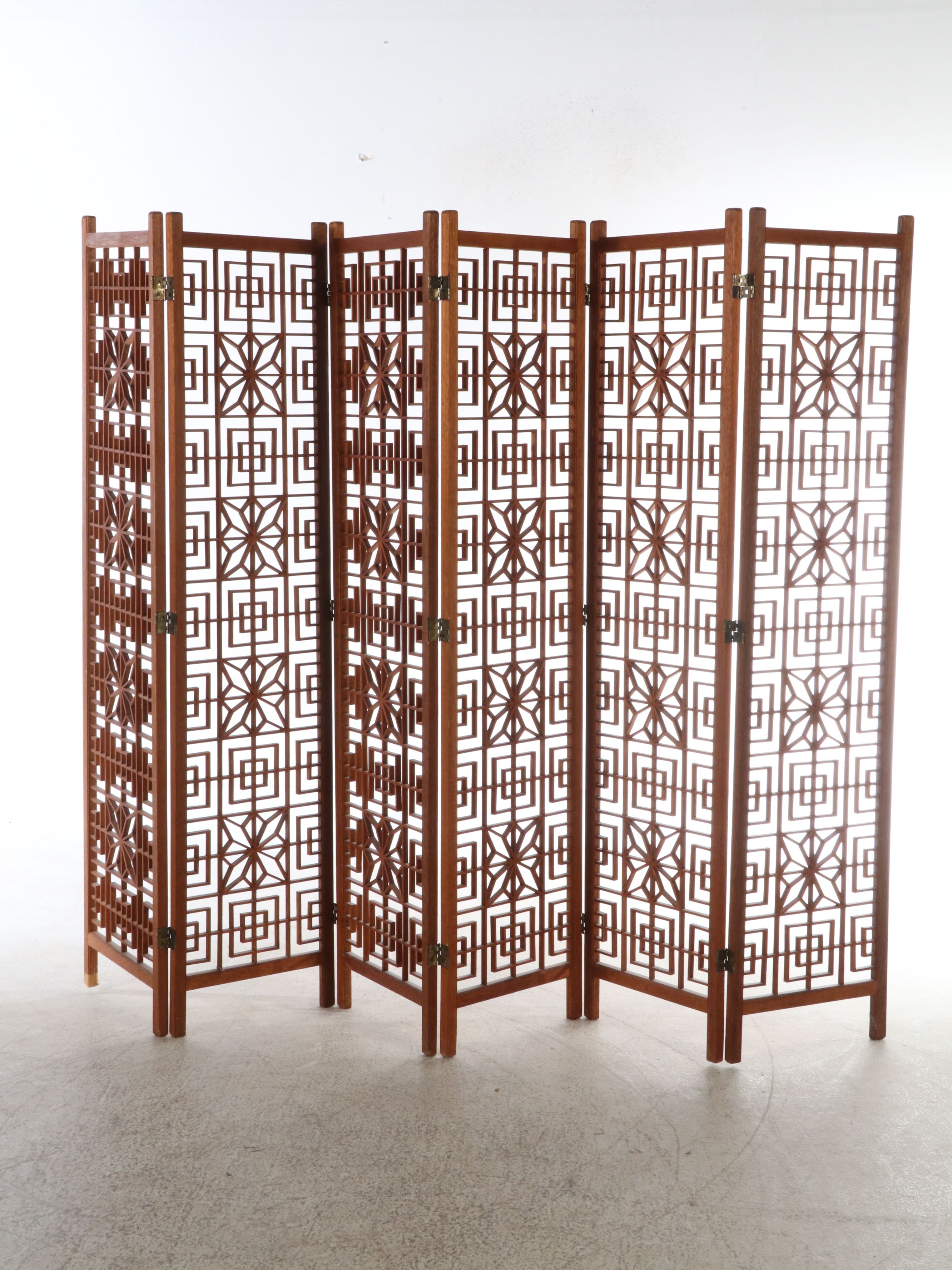 Southeast Asian Style Geometric Pattern Wooden Screen, Mid to Late 20th Century