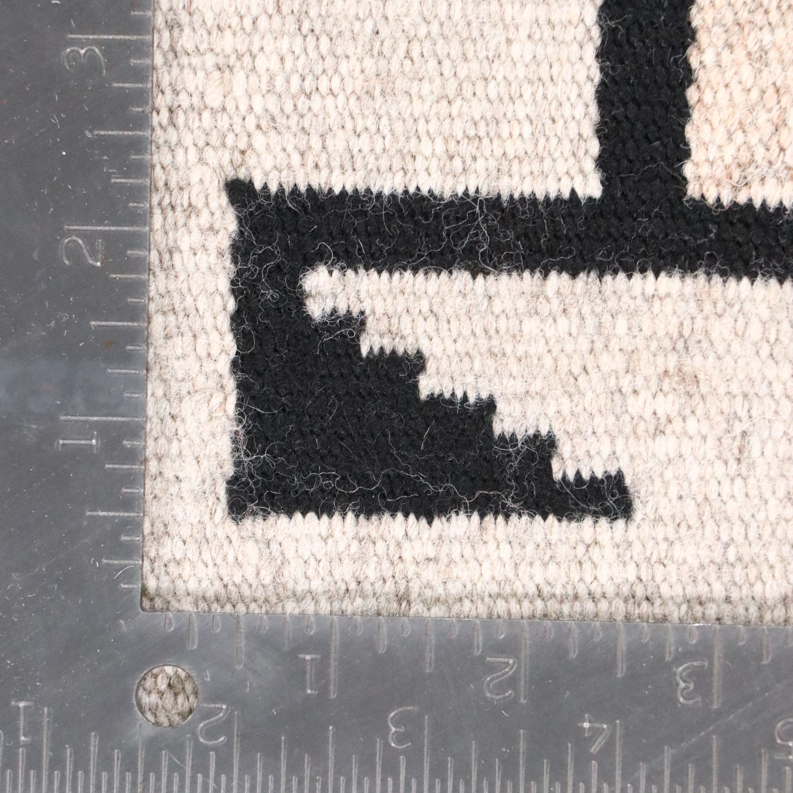 3'4 x 5' Handwoven Navajo Two Grey Hills Accent Rug