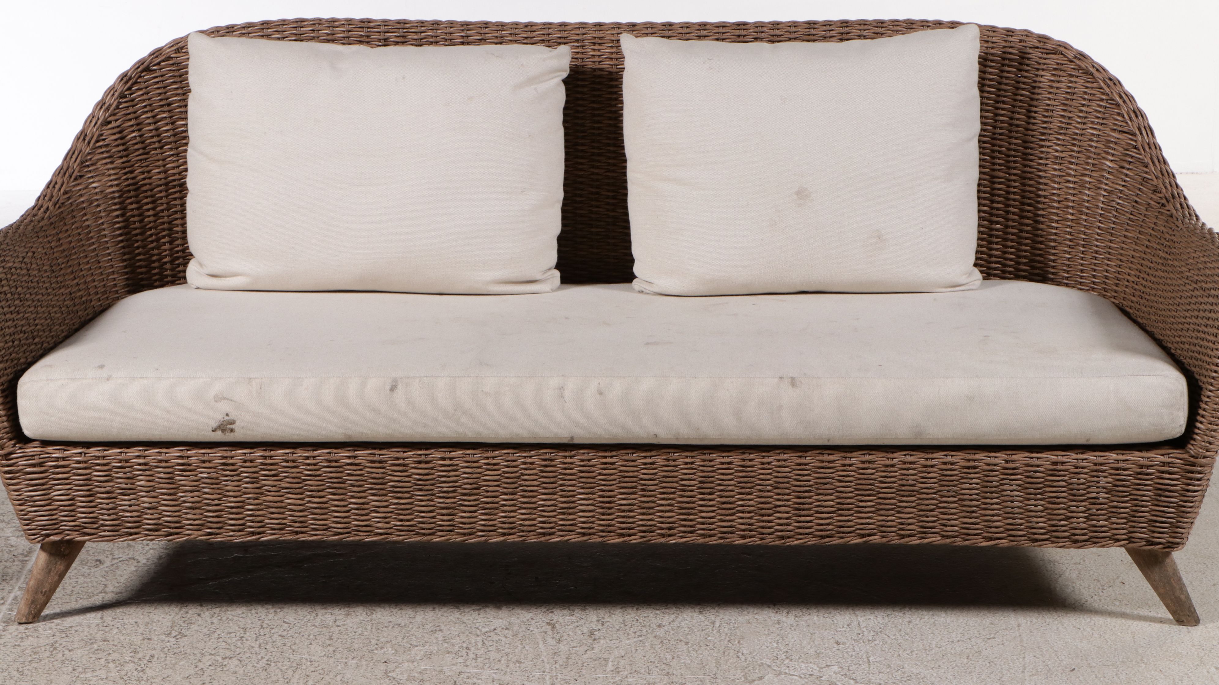 Modern Resin Wicker Patio Lounge Set with Settee, Armchairs and Coffee Table