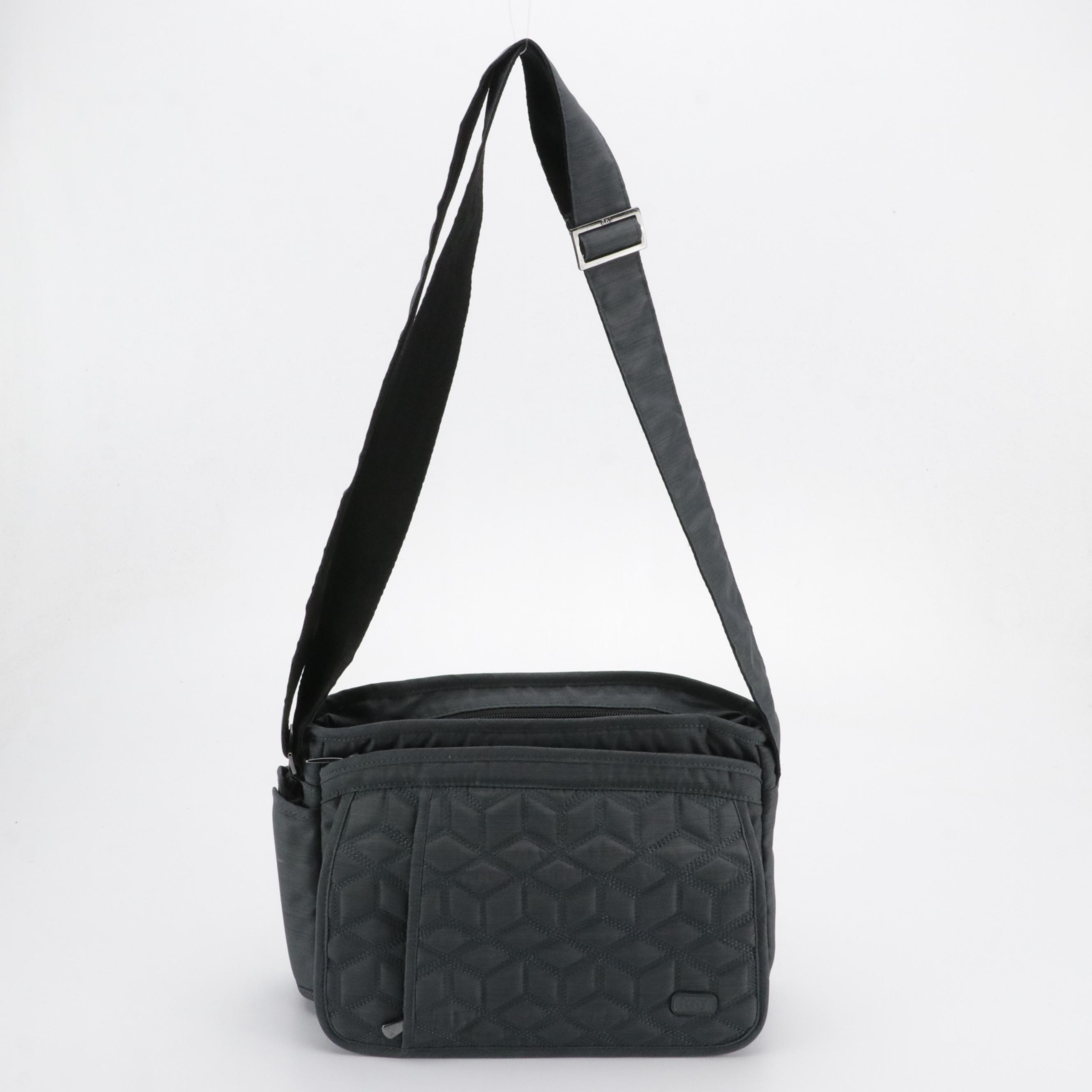 Koret Tricolor Leather Kisslock Frame Bag with Tassel and Lug Wings Bag