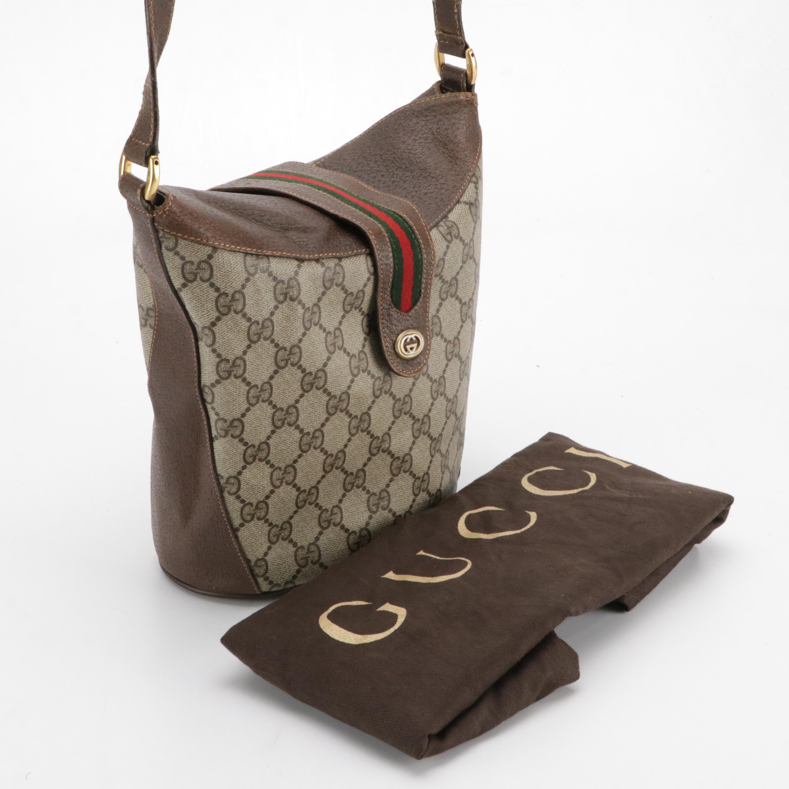 Gucci Accessory Collection Bucket Bag in GG Supreme Canvas