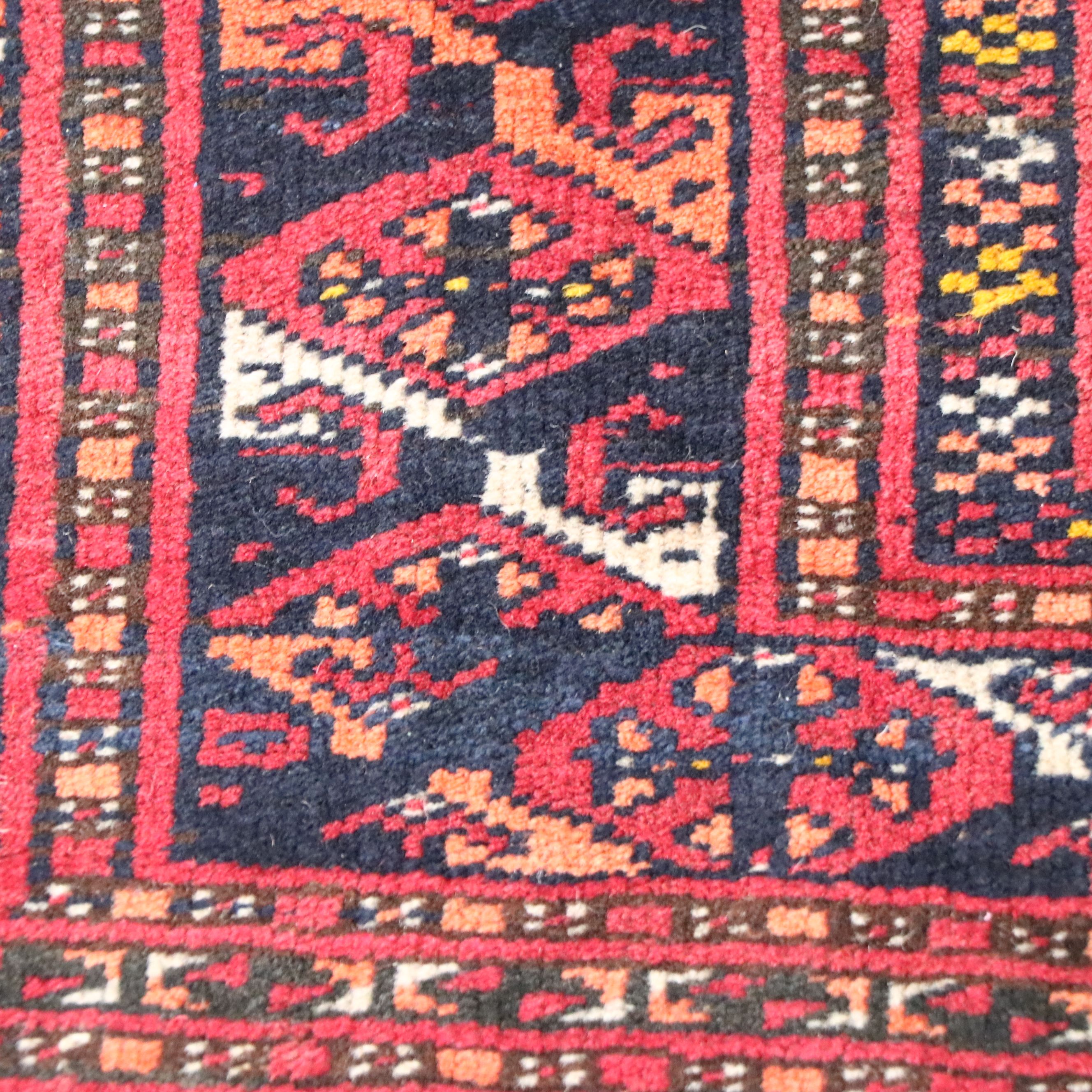 4'8 x 6'7 Hand-Knotted Pakistani Bokhara Area Rug