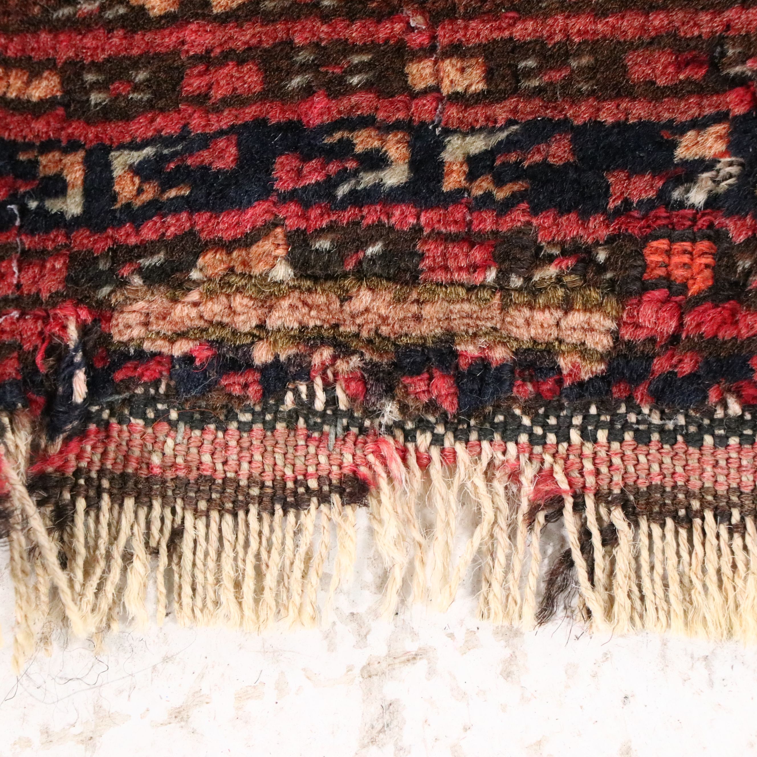 4'8 x 6'7 Hand-Knotted Pakistani Bokhara Area Rug