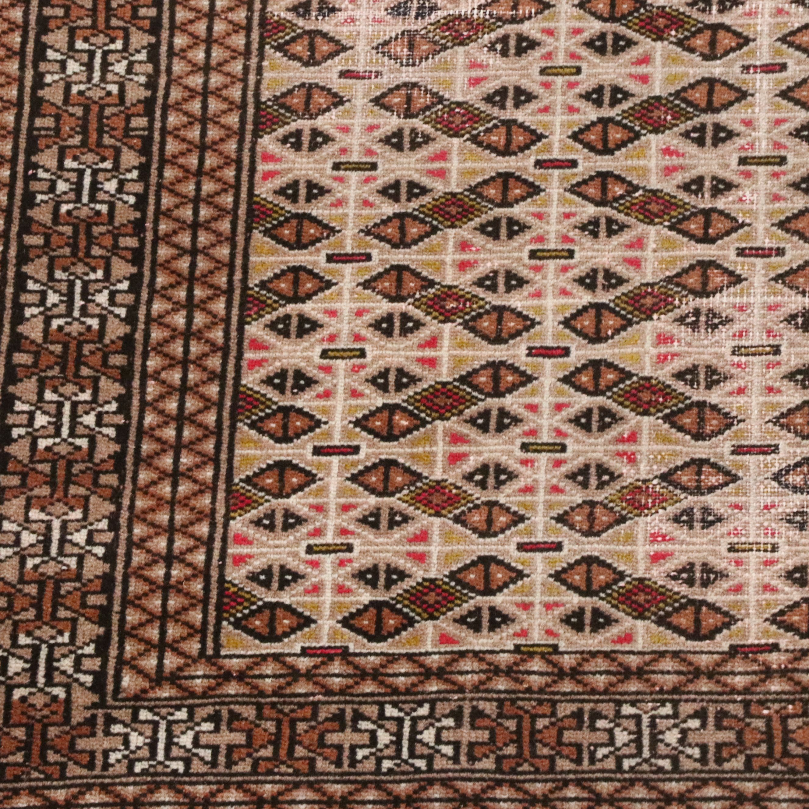 4'6 x 6'4 Hand-Knotted Turkish Style Area Rug