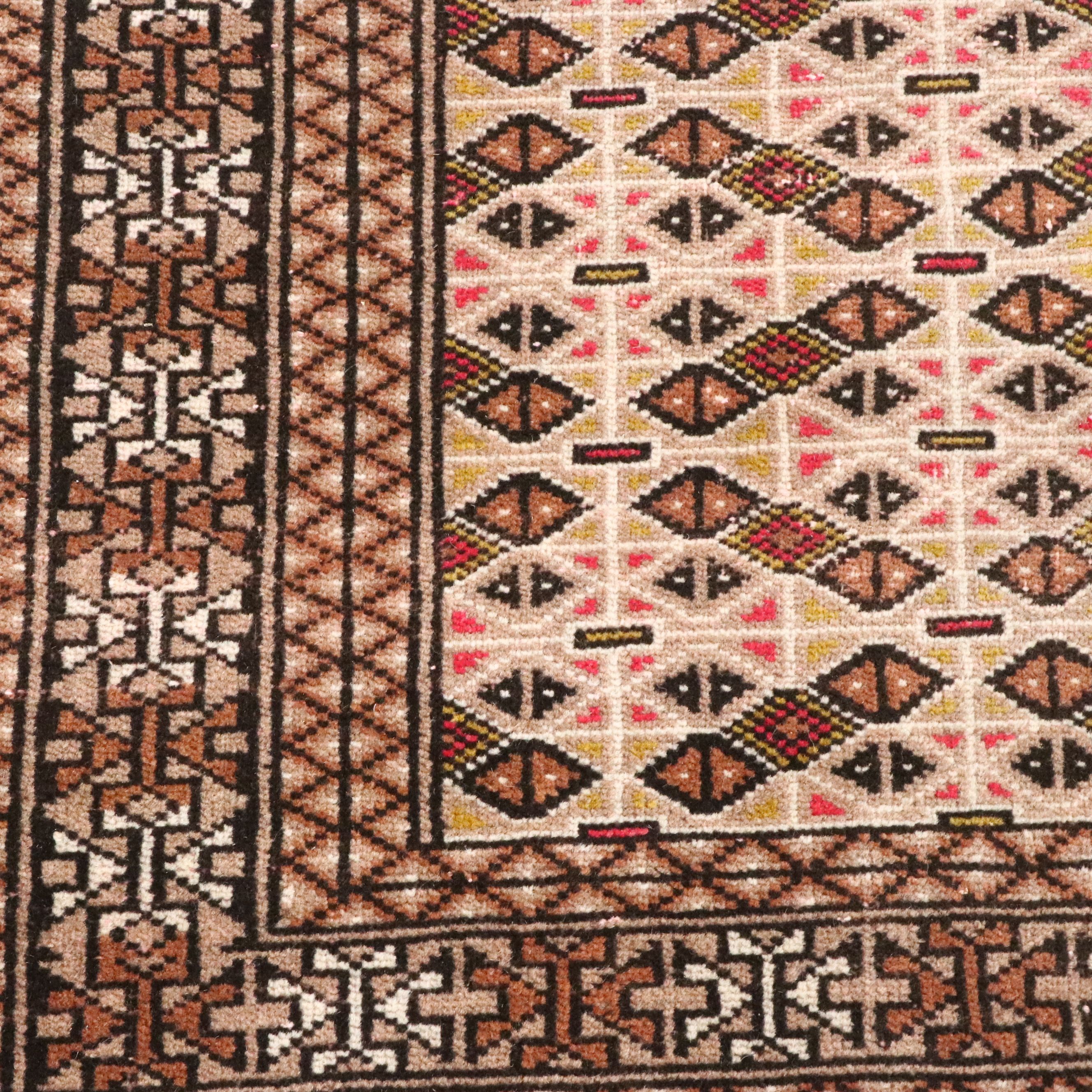 4'6 x 6'4 Hand-Knotted Turkish Style Area Rug