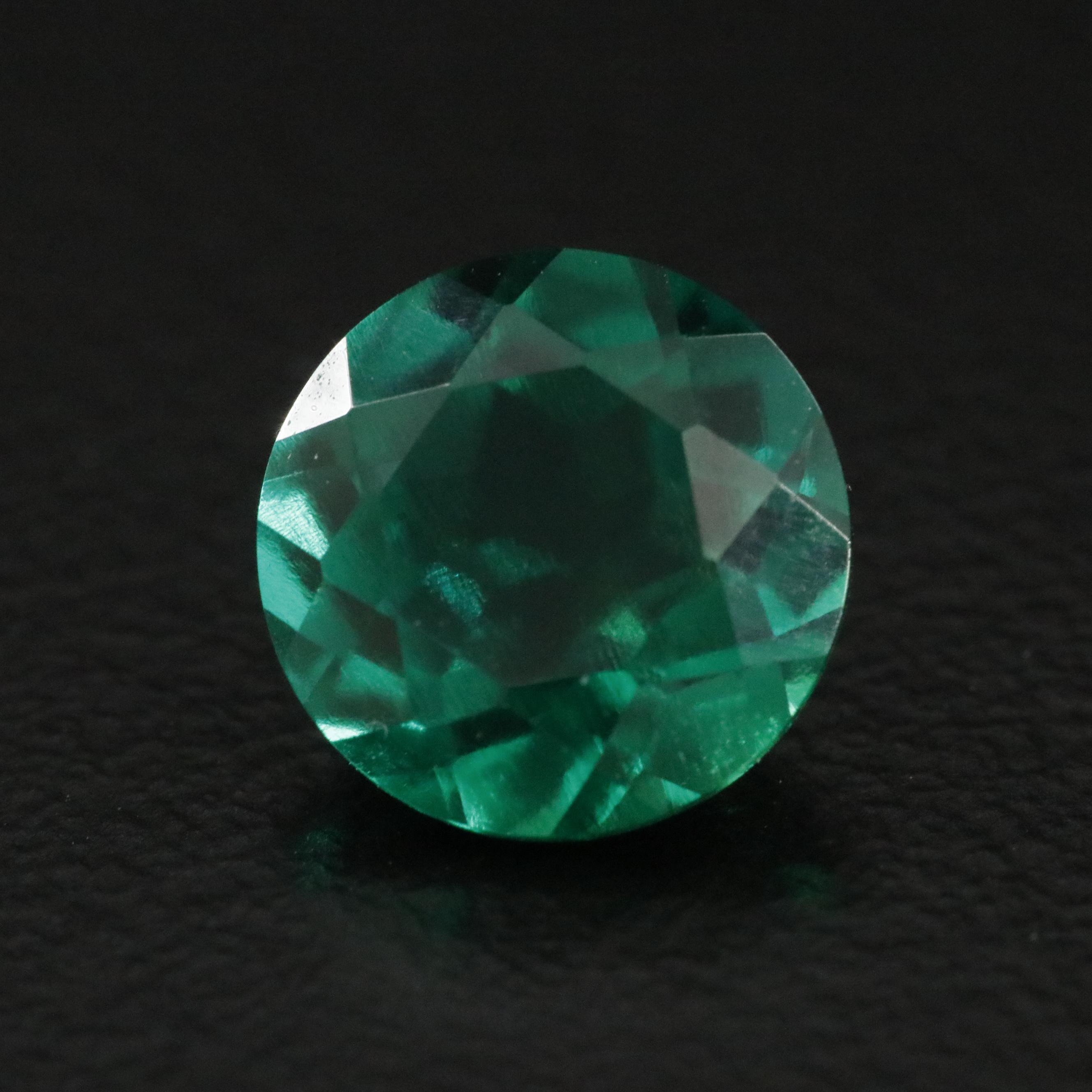 Loose 1.69 CT Lab Grown Emerald