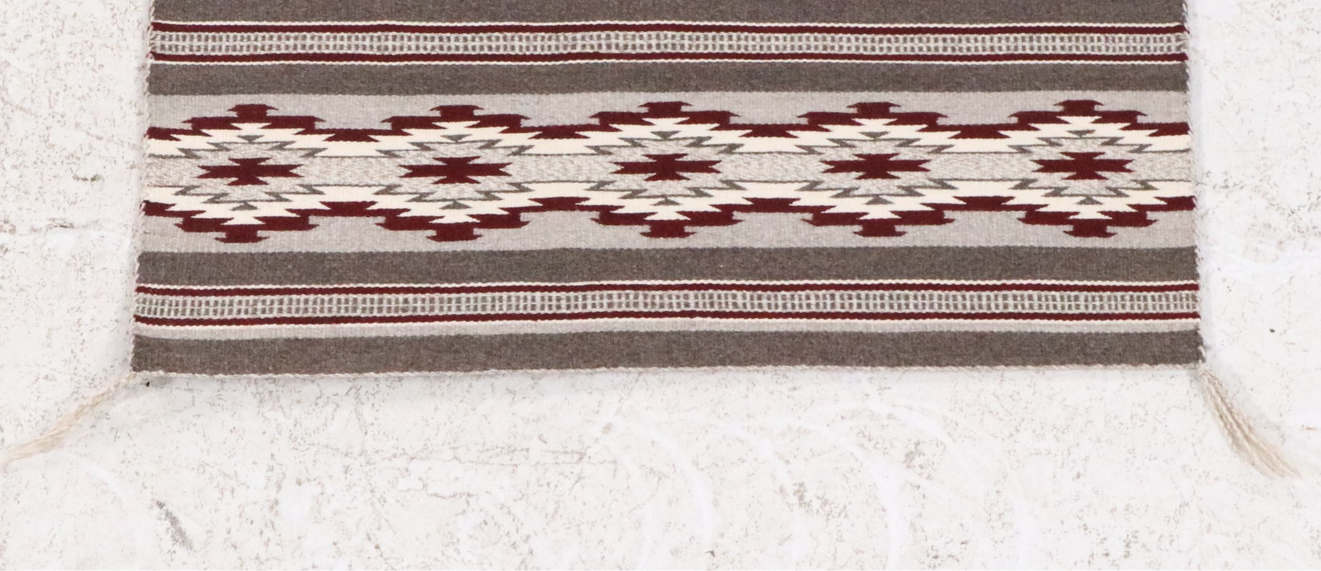 2'7 x 3'6 Handwoven Navajo Wide Ruins Accent Rug