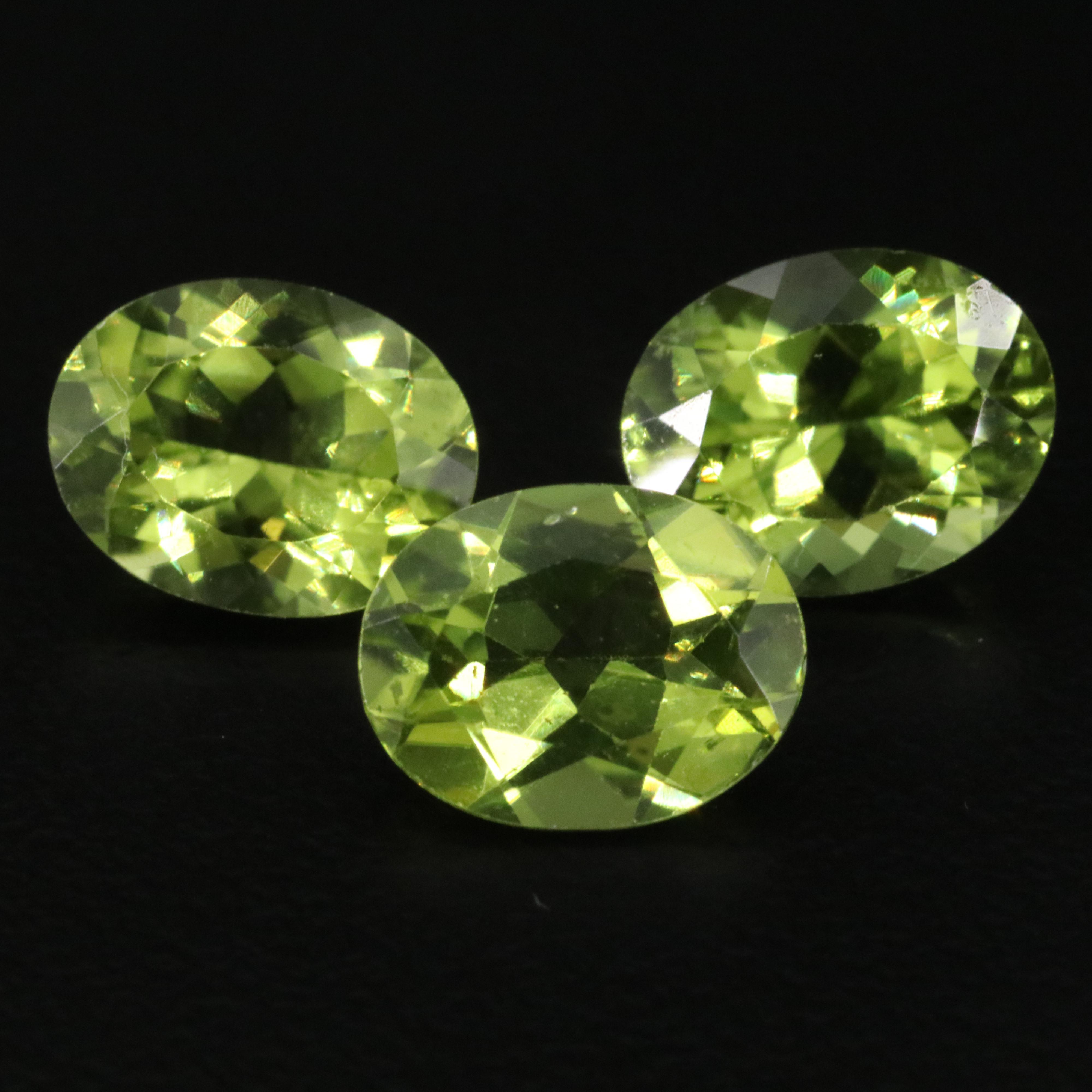 Loose 5.77 CTW Peridot Lot