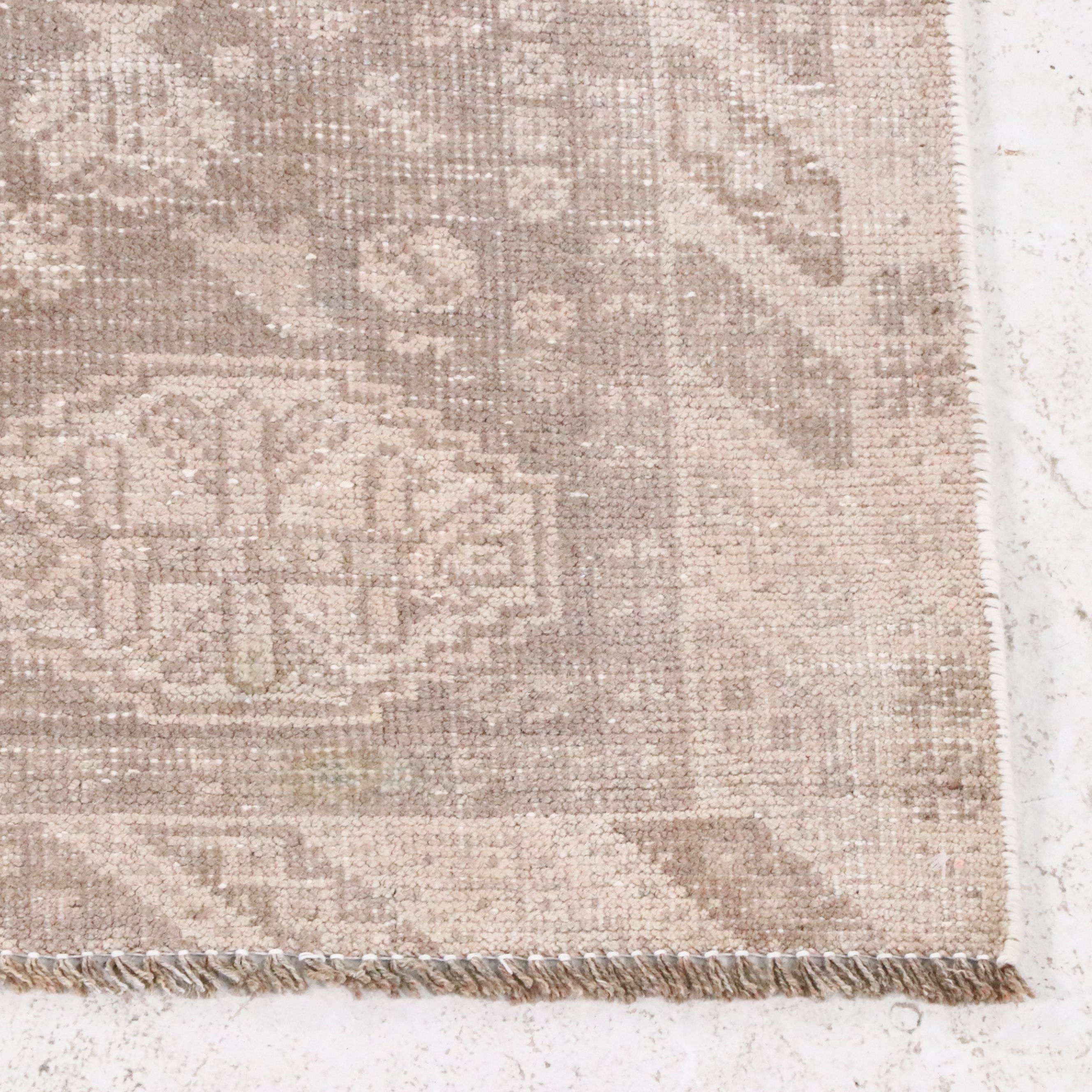 4'10 x 7'4 Hand-Knotted Persian Abadeh Area Rug