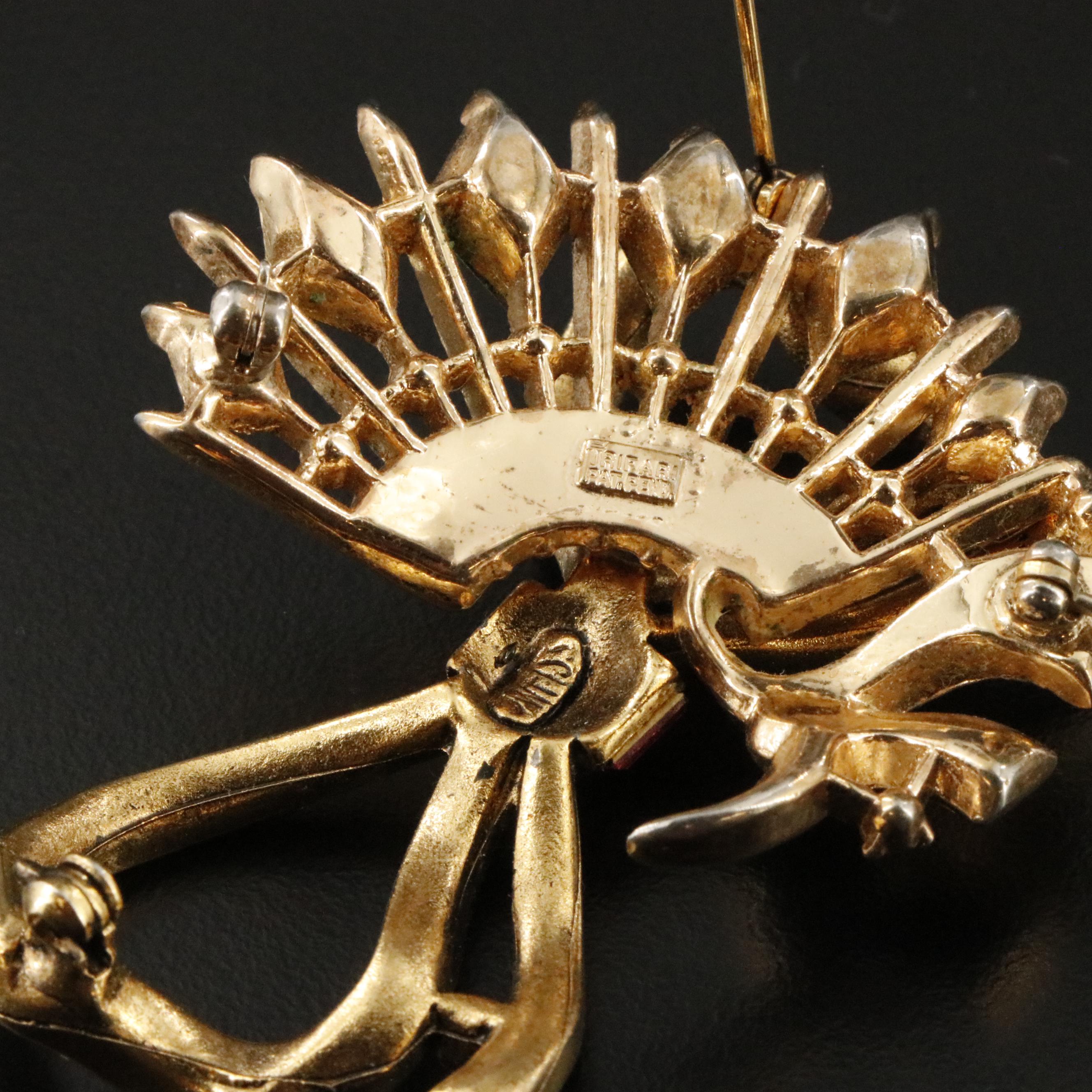 Trifari and Jomaz Featured in Vintage Jewelry Collection