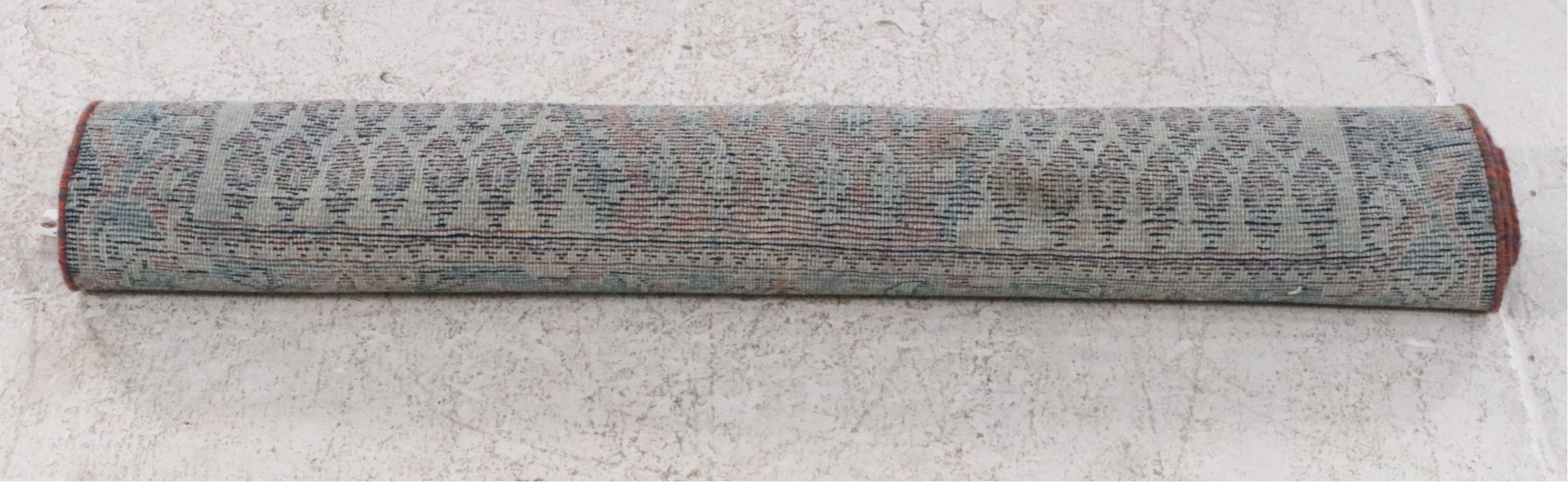 3'9 x 9'3 Hand-Knotted Persian Seraband Long Rug