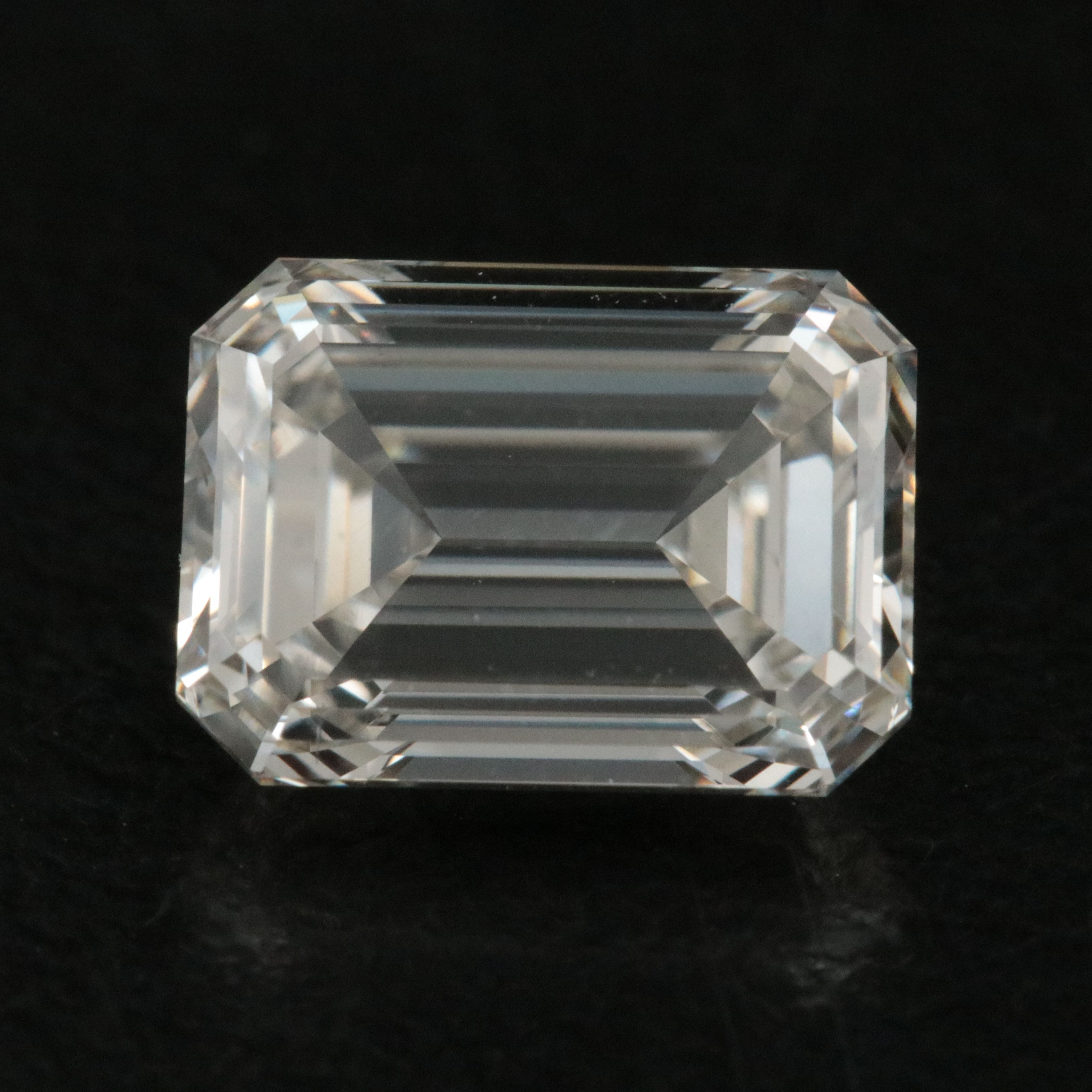 Loose 1.96 CT Lab Grown Diamond with IGI Report