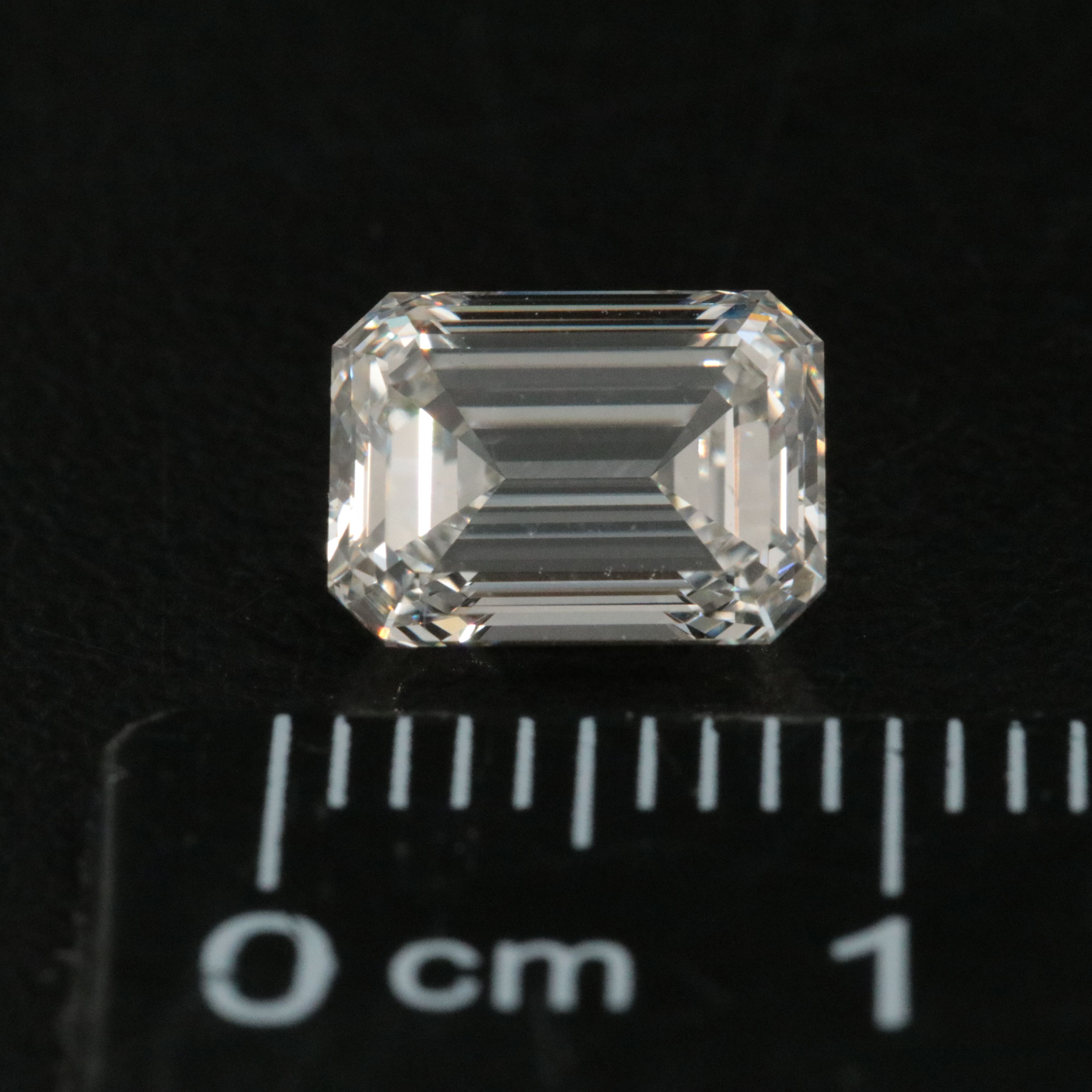 Loose 1.96 CT Lab Grown Diamond with IGI Report