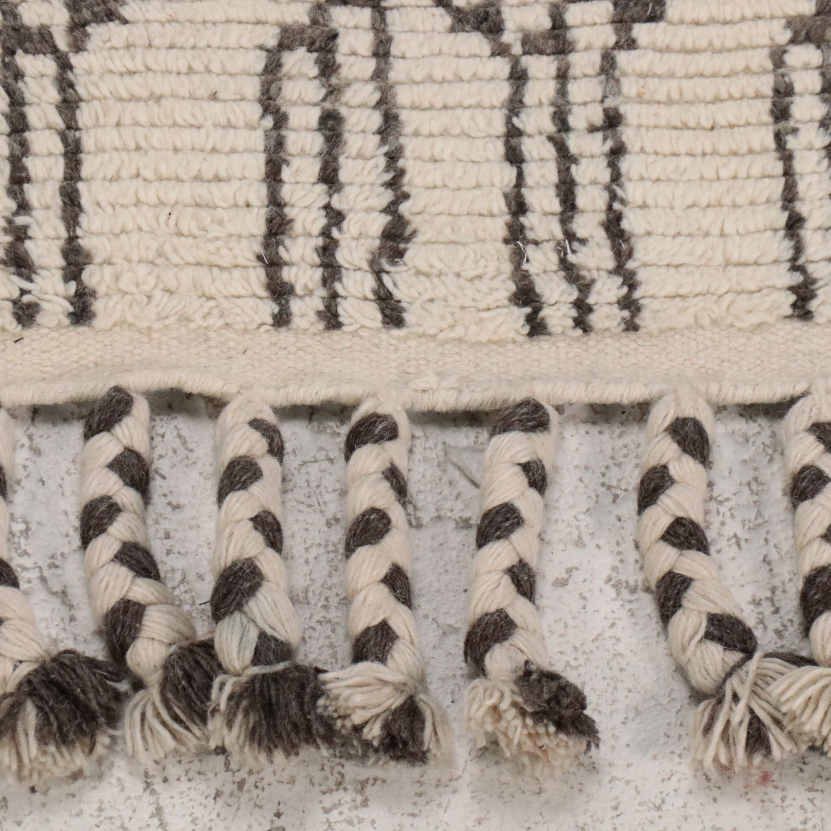 5'2 x 9'5 Hand-Knotted Moroccan Geometric Wool Area Rug with Braided Fringe