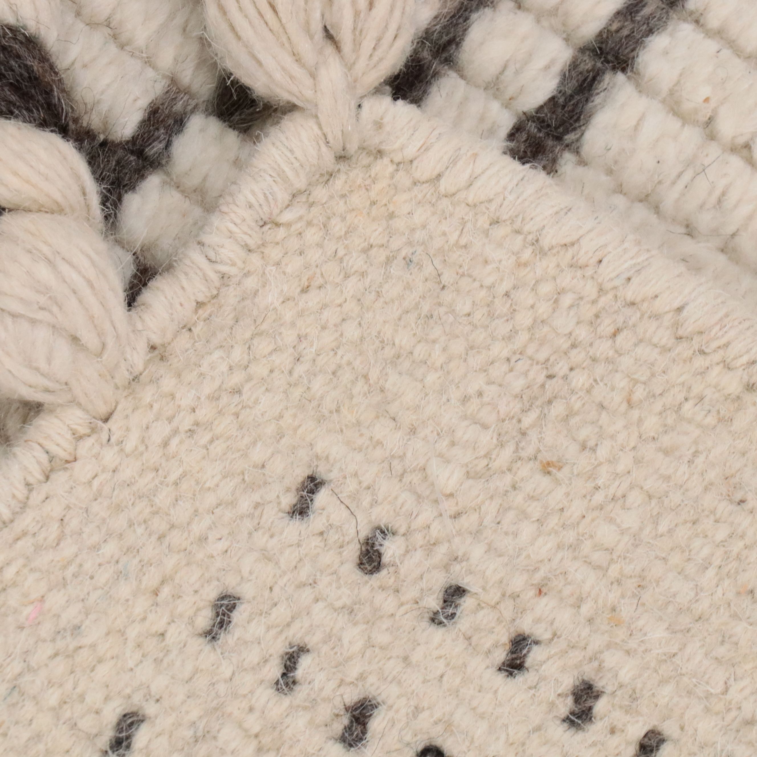 5'2 x 9'5 Hand-Knotted Moroccan Geometric Wool Area Rug with Braided Fringe