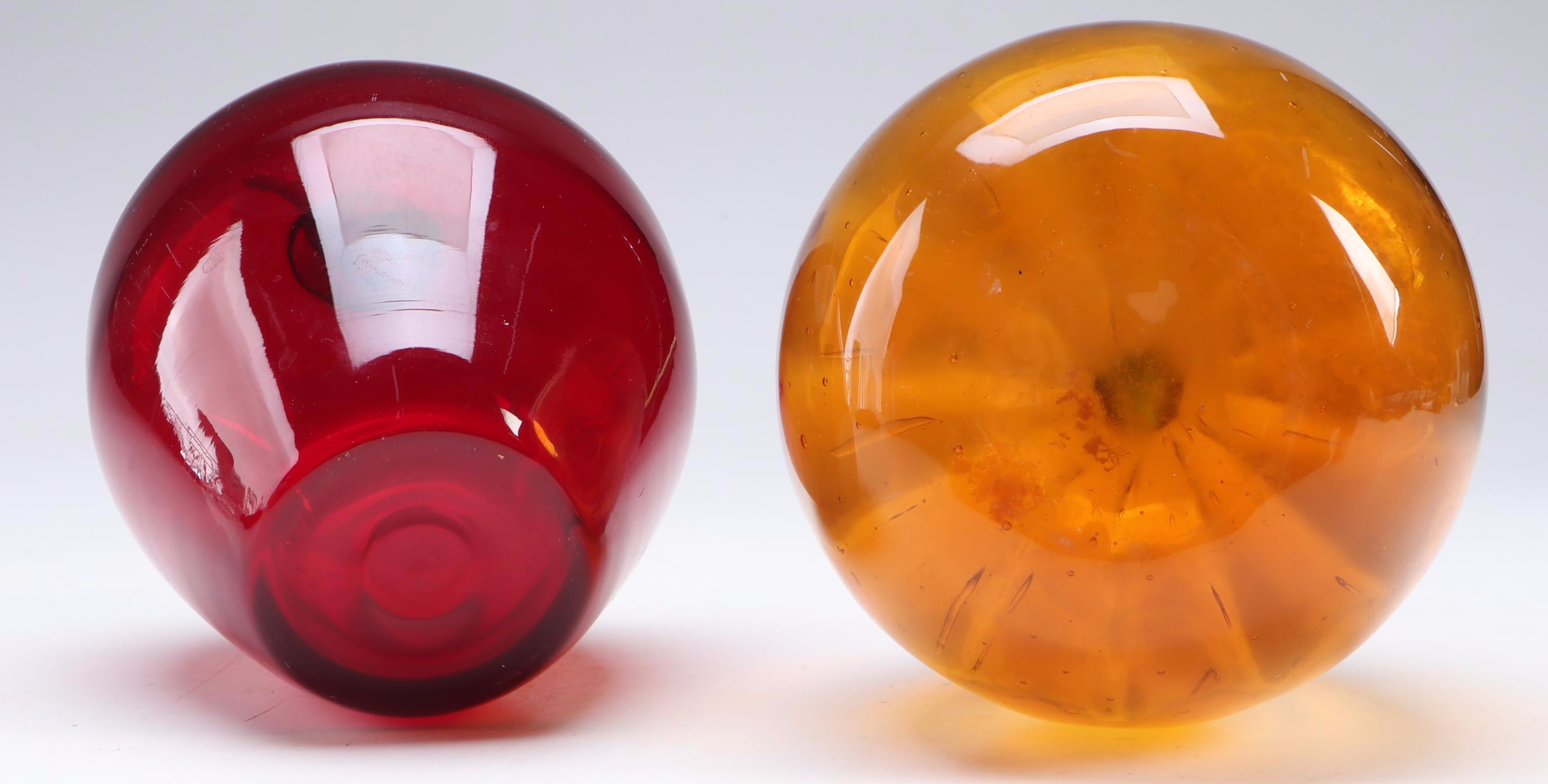 Viking Blown Art Glass Apple with Pumpkin, Mid to Late 20th Century