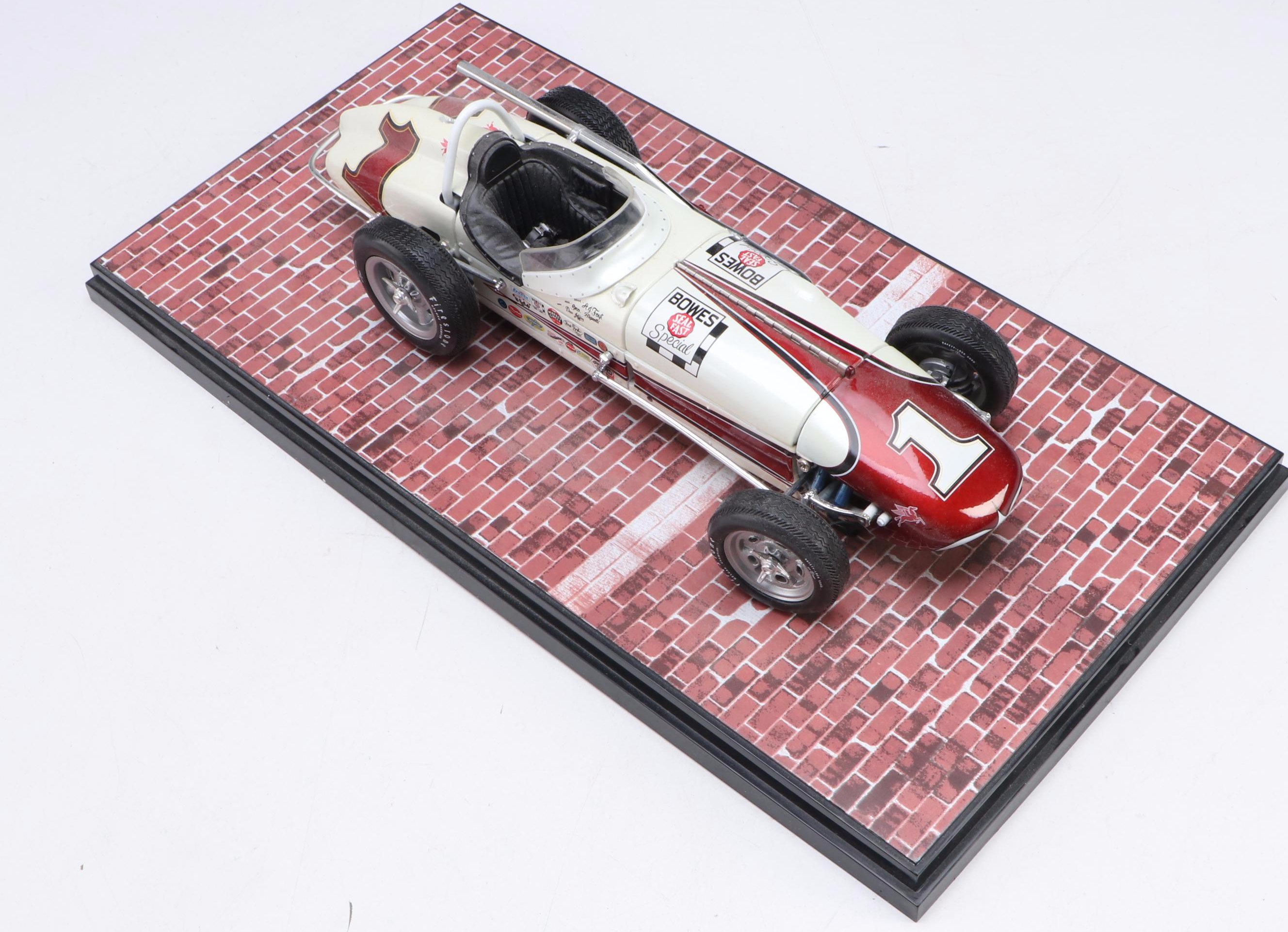 Carousel 1 Indianapolis 500 1961 Watson Roadster Diecast Model Racing Car