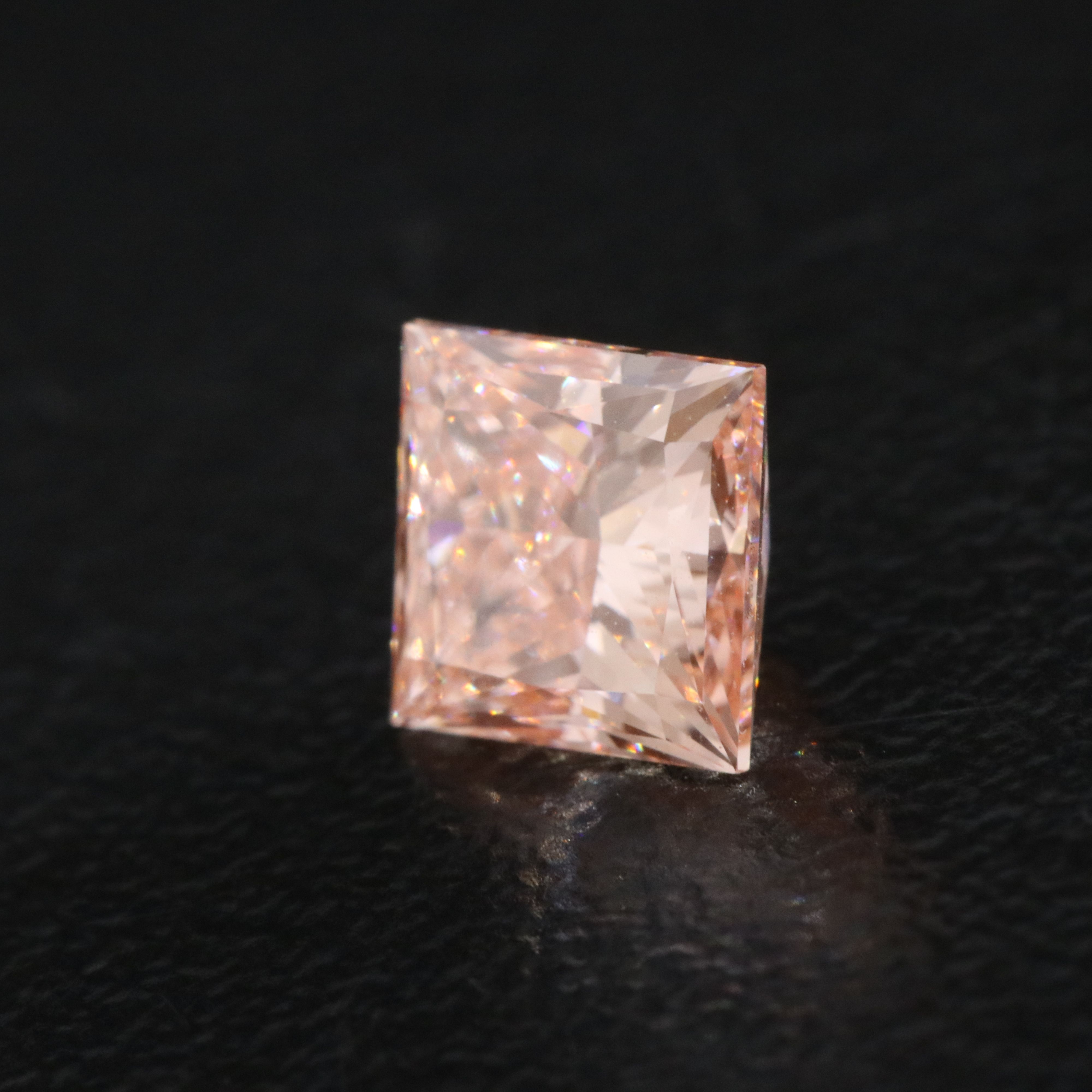 Loose 1.01 CT Lab Grown Fancy Pink Diamond with IGI Report