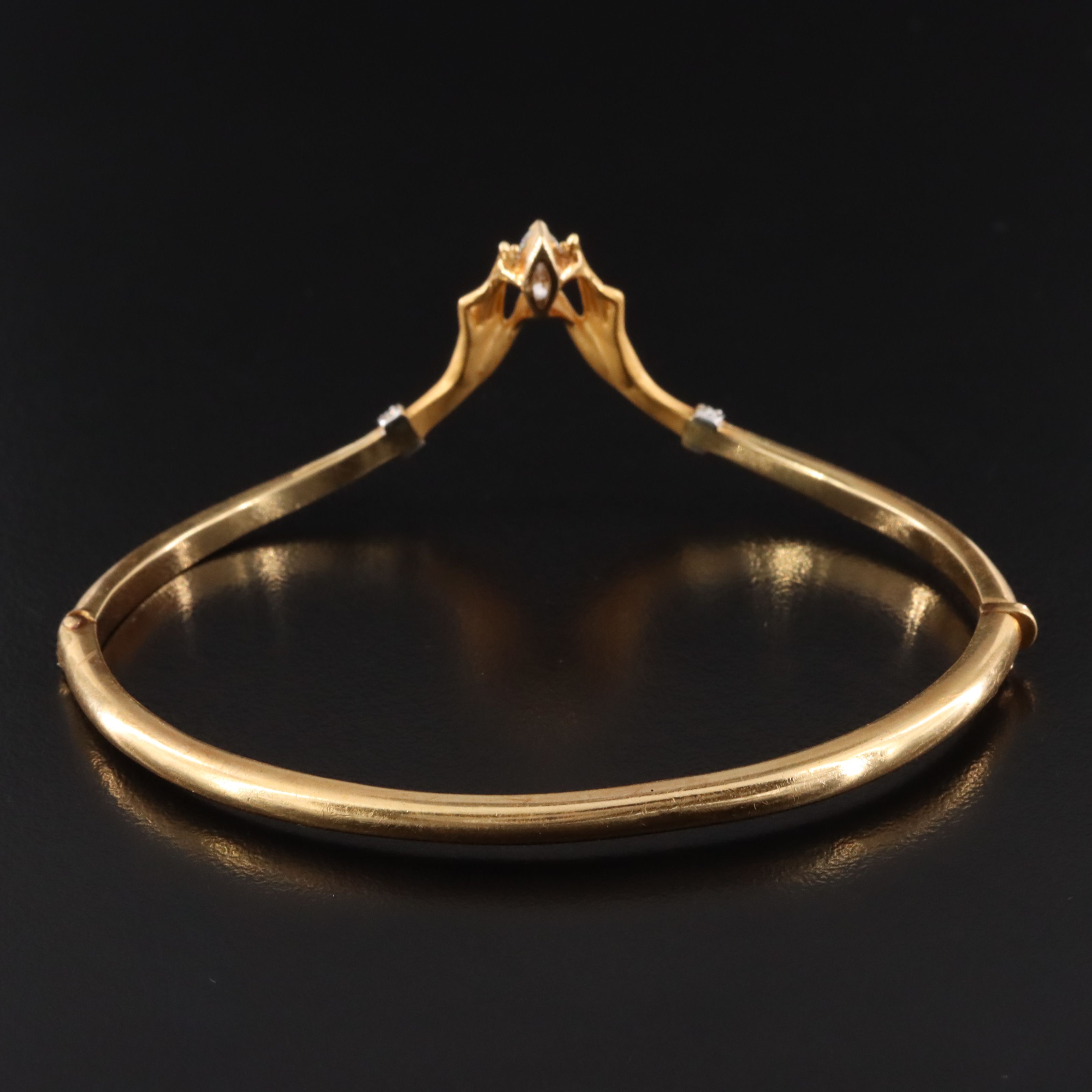 Carrera y Carrera Las Manos 18K 0.37 CTW Diamond Bracelet