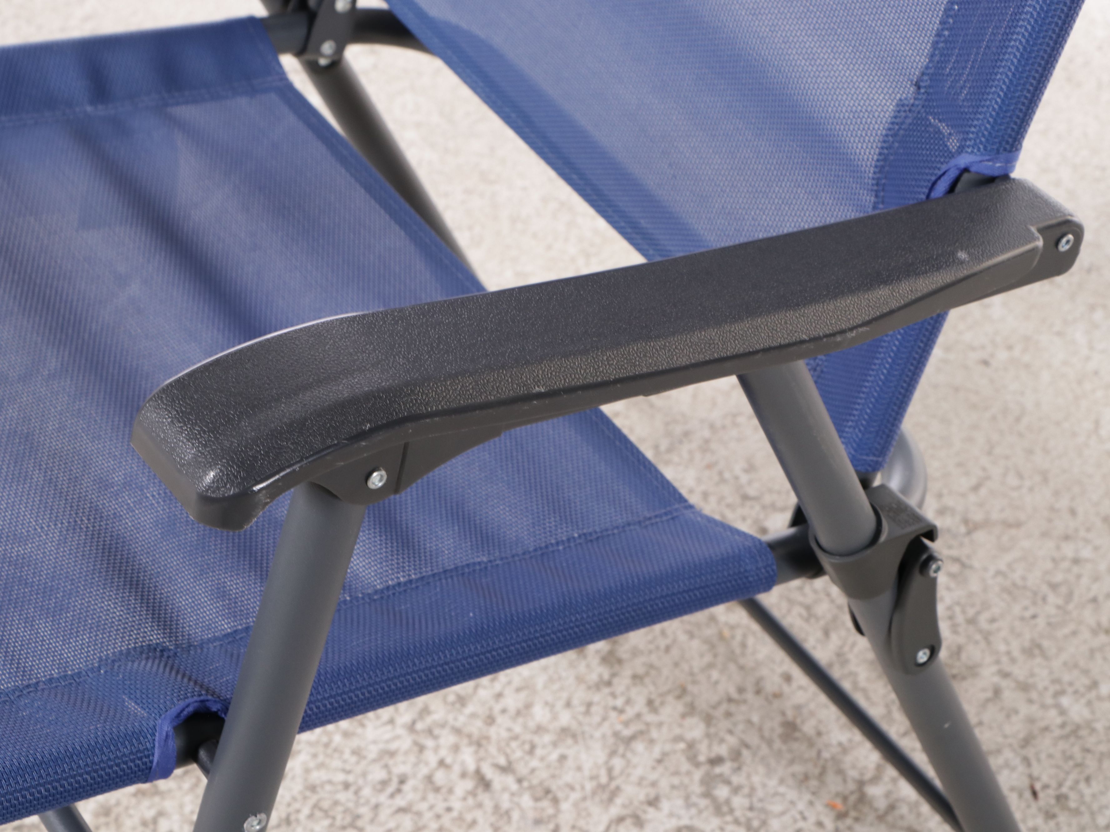 Set of Four Contemporary Folding Patio Chairs with Accent Table