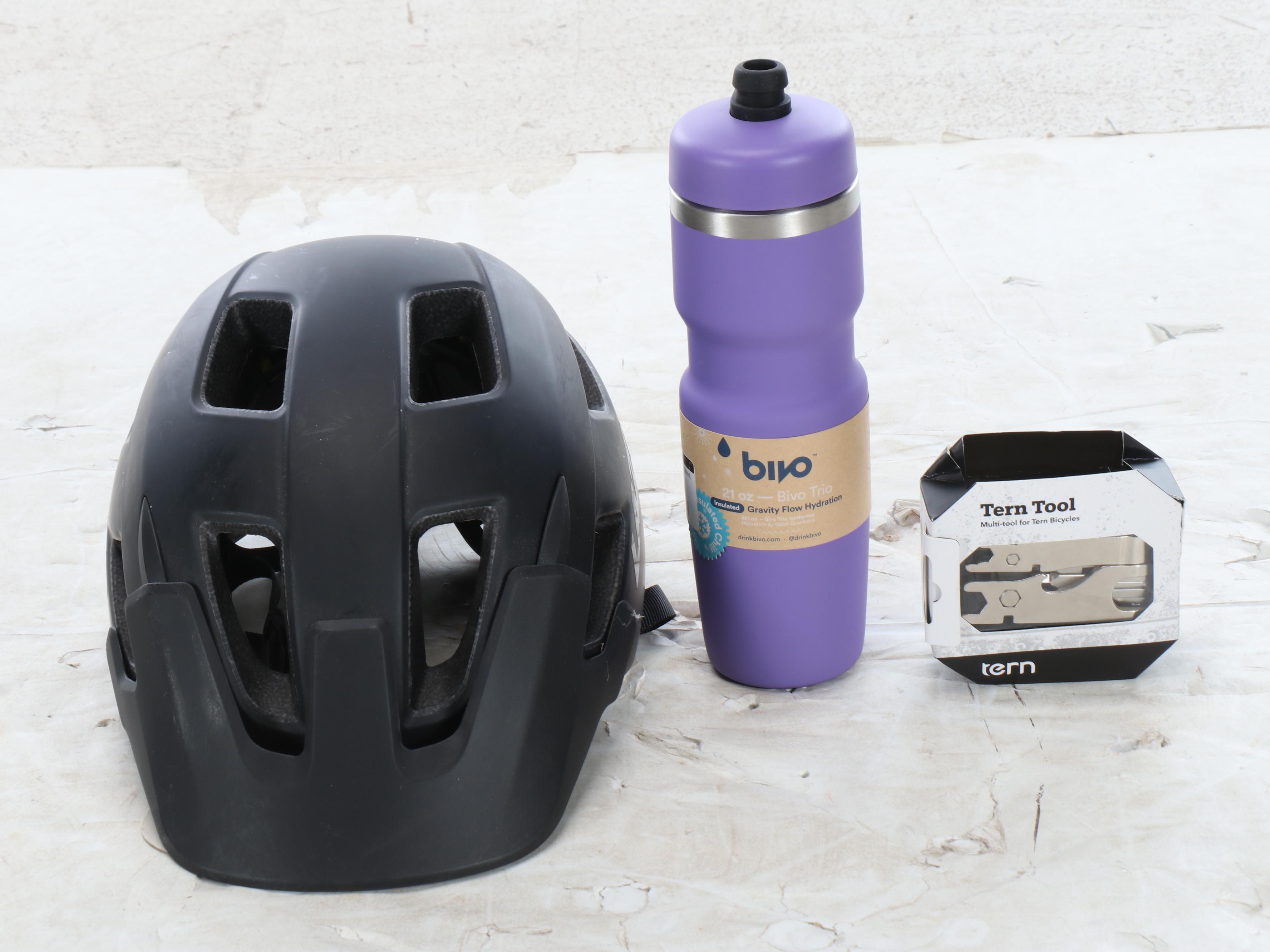 Tern Node D8 Foldable City Bike with Helmet and Accessories