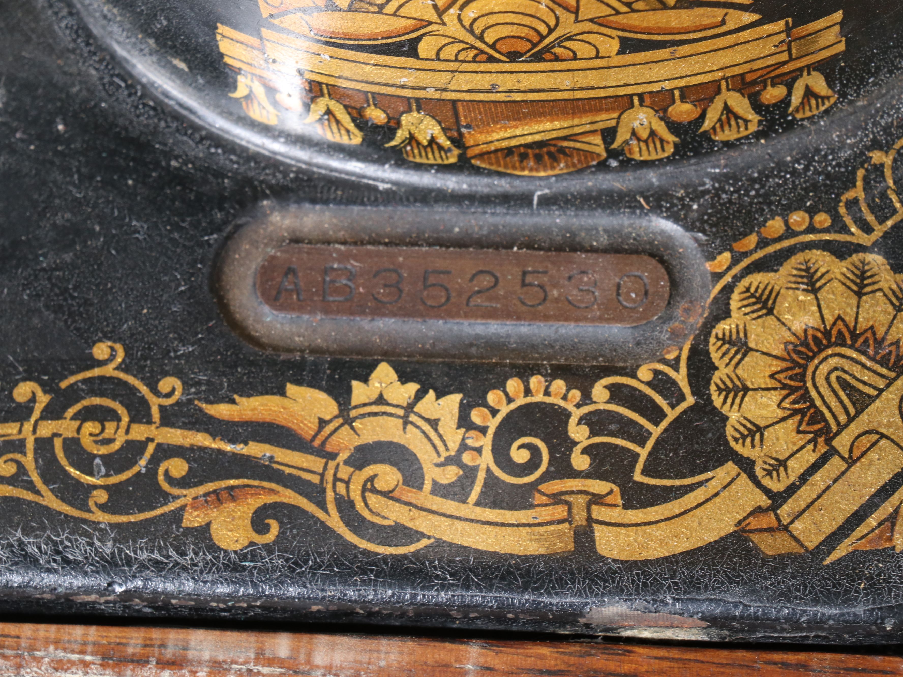 Singer Model 127 Sewing Machine and Table, 1926