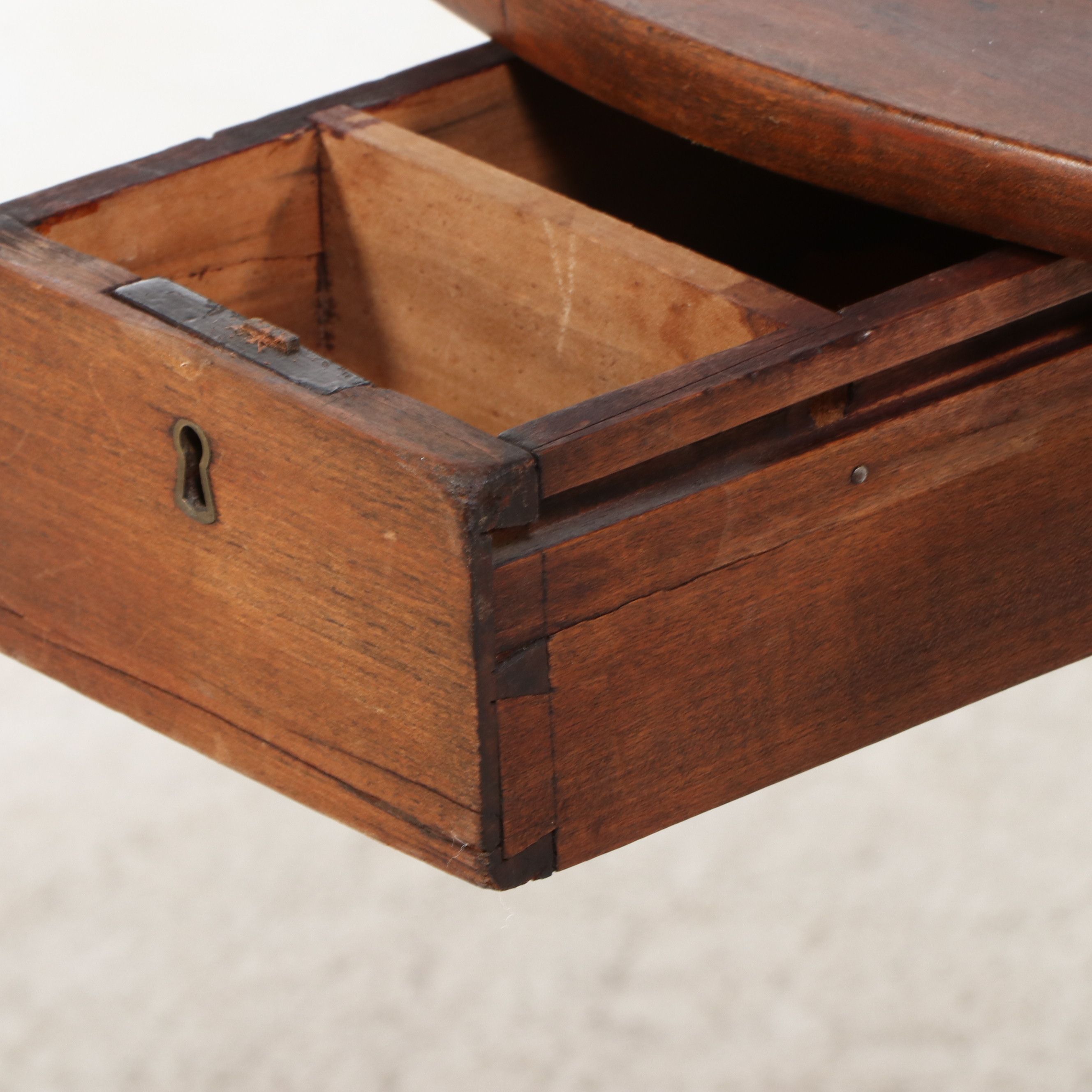 American Empire Style Mahogany Single-Drawer Tilt-Top Table, 19th Century