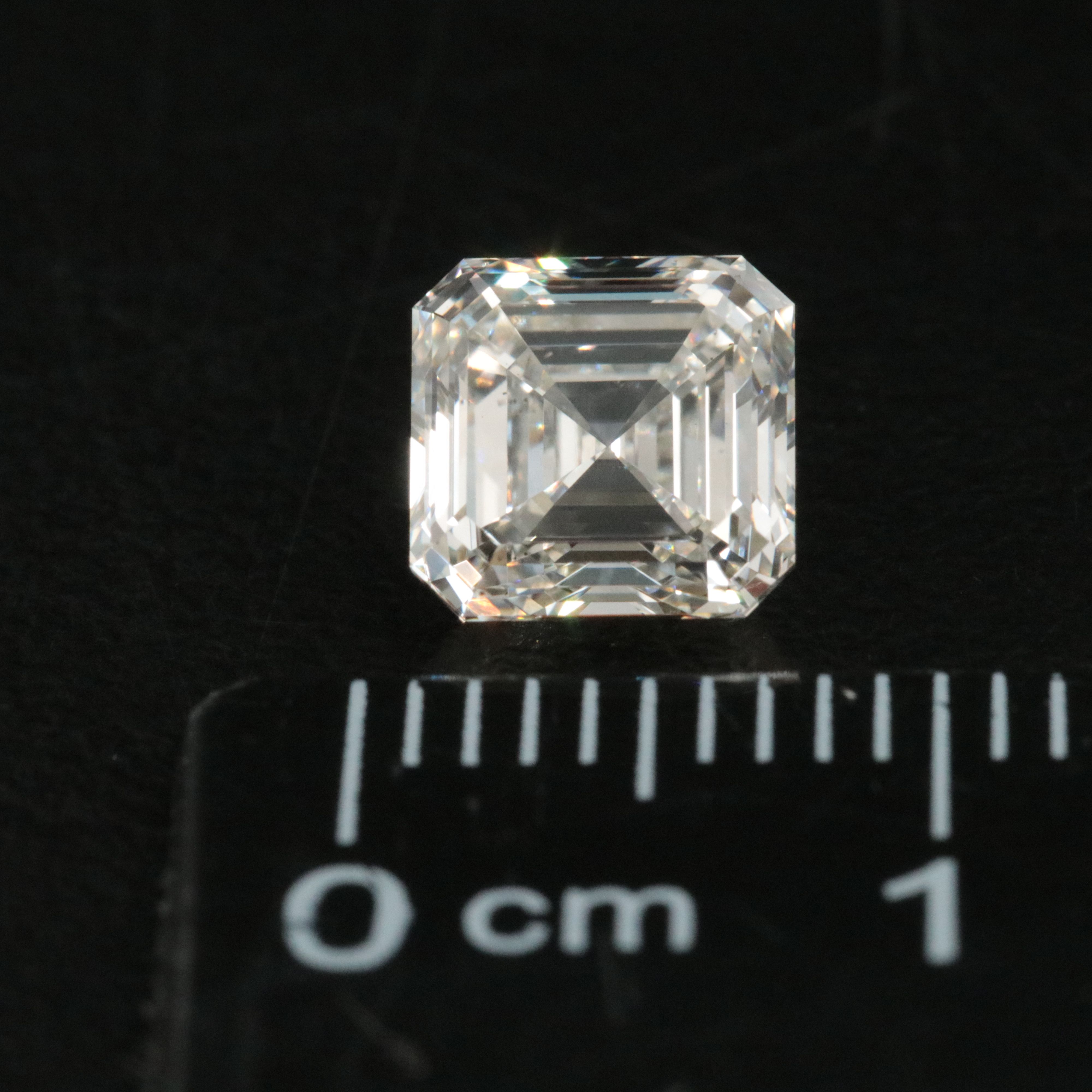 Loose 1.69 CT Lab Grown Diamond with IGI Report