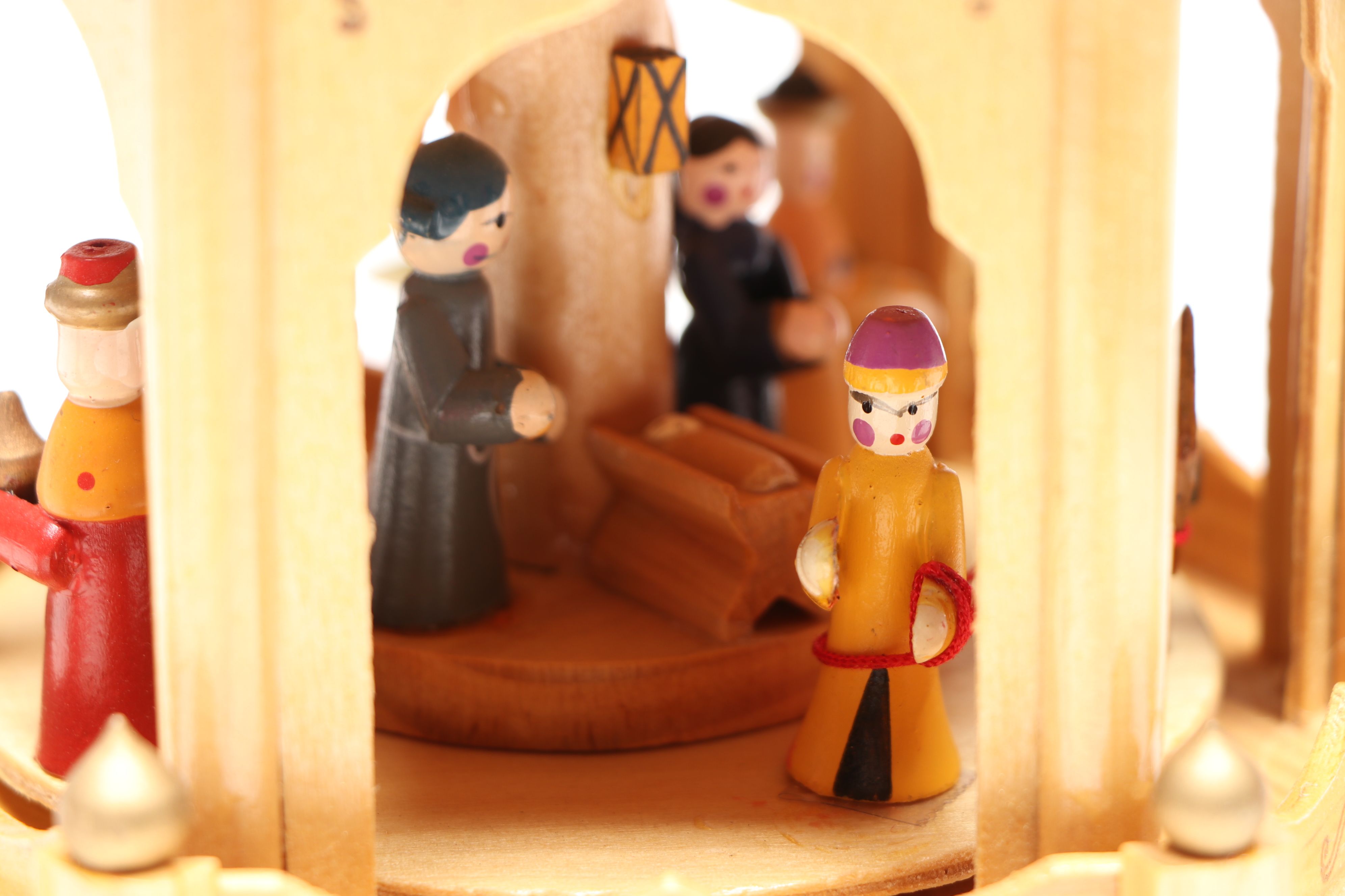 Wooden German Weihnachts-Pyramide