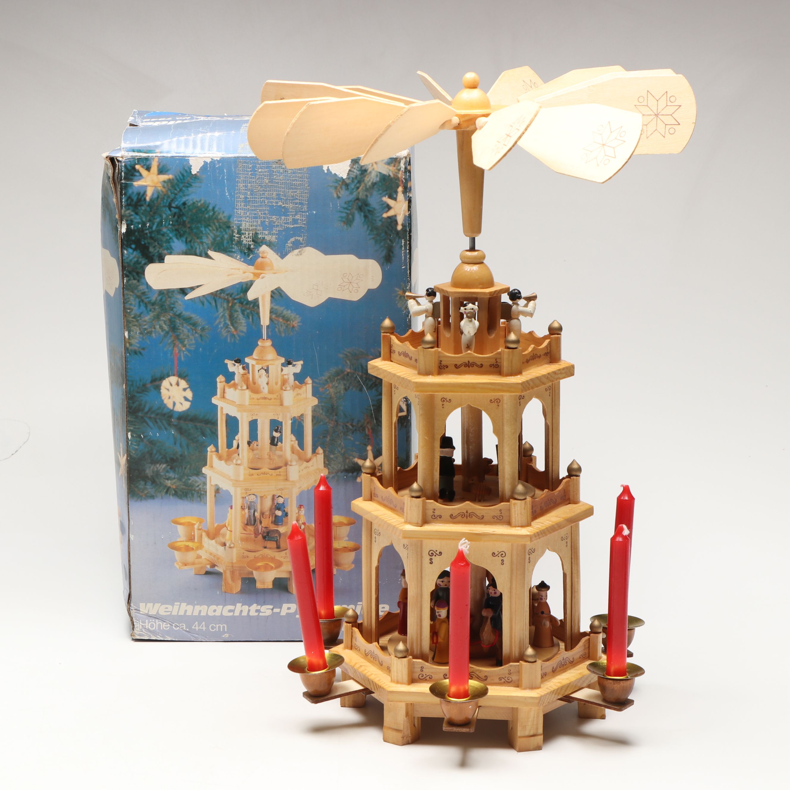 Wooden German Weihnachts-Pyramide