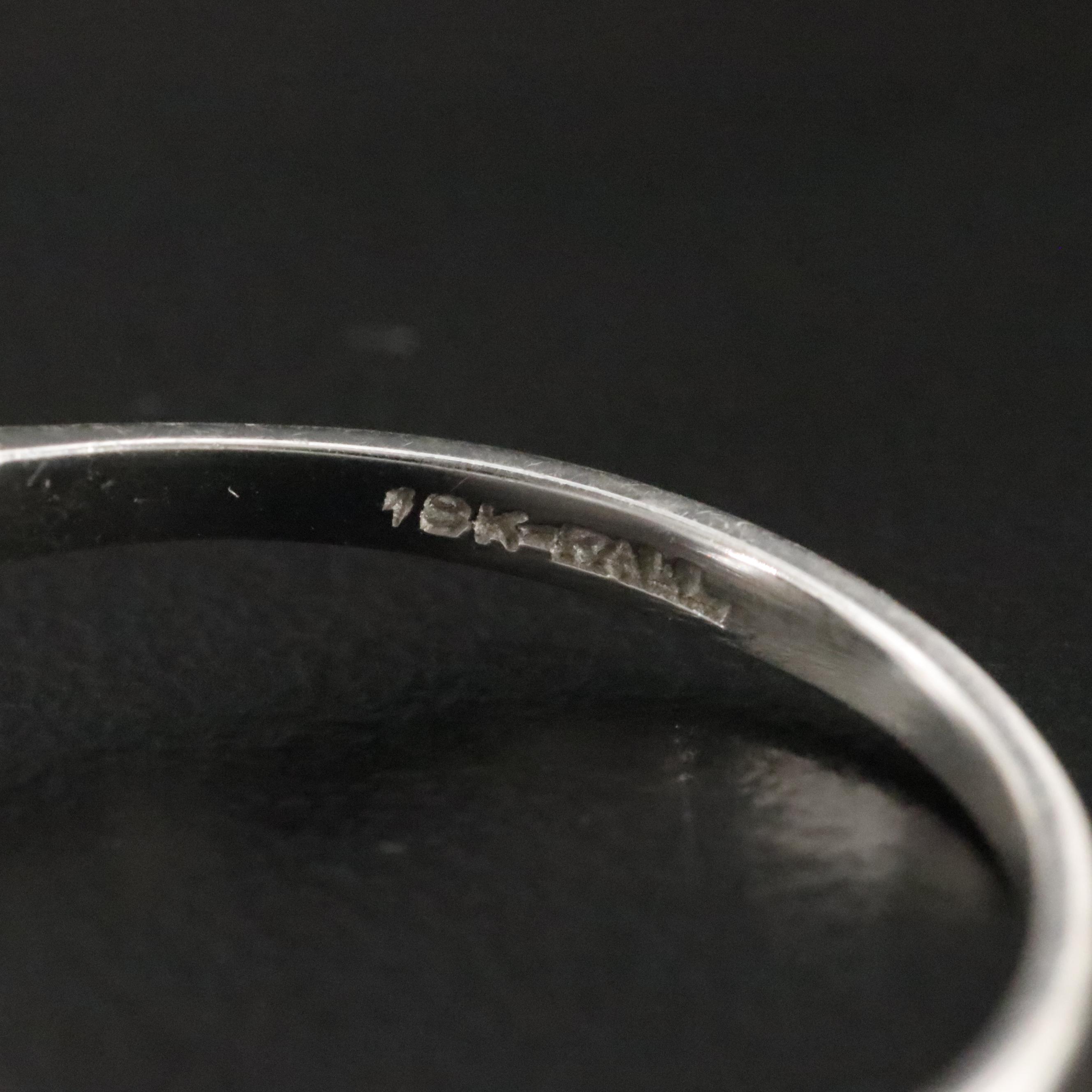 18K 0.27 CTW Diamond Ring with Palladium Top Trim and Settings