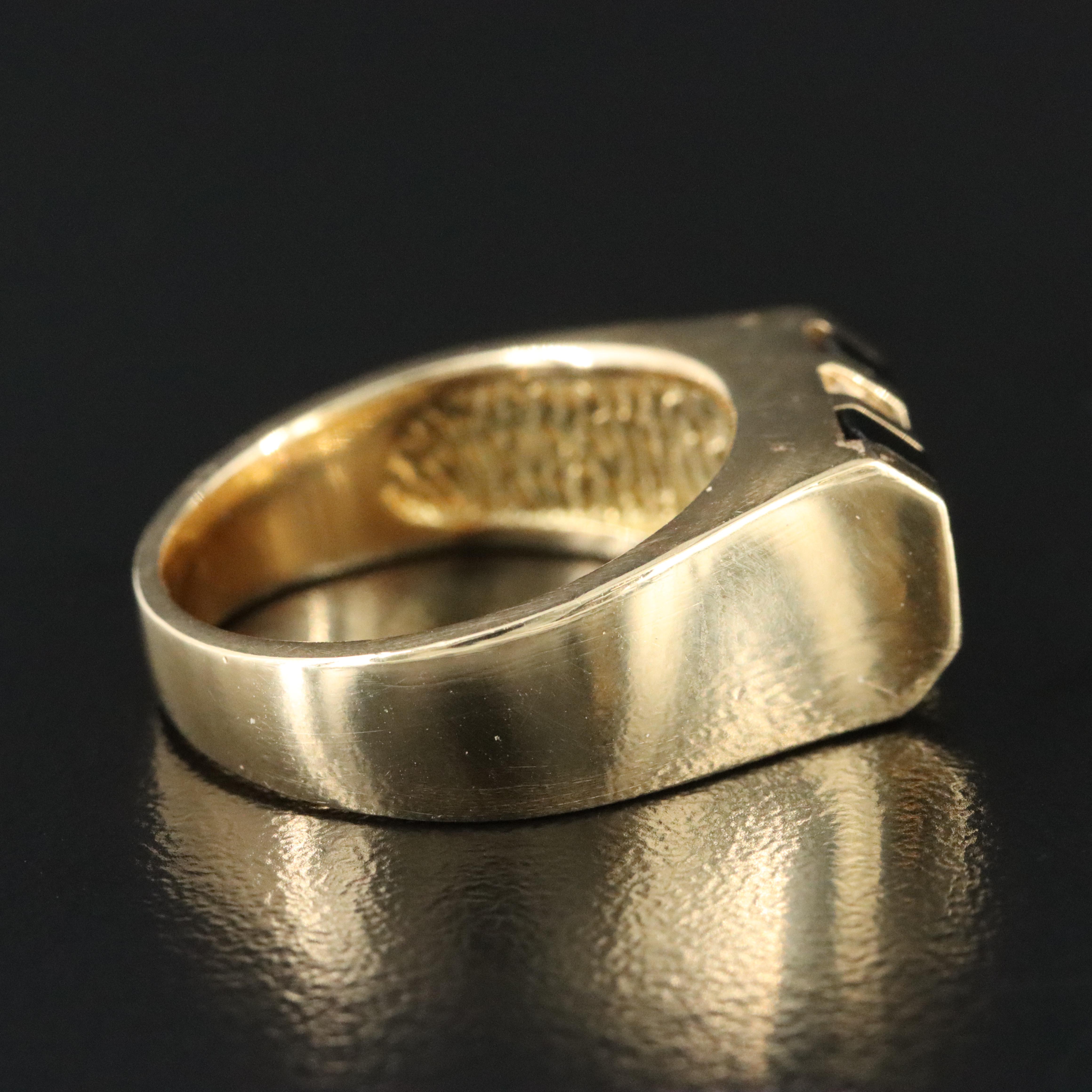 18K 0.25 CTW Diamond and Black Onyx Ring