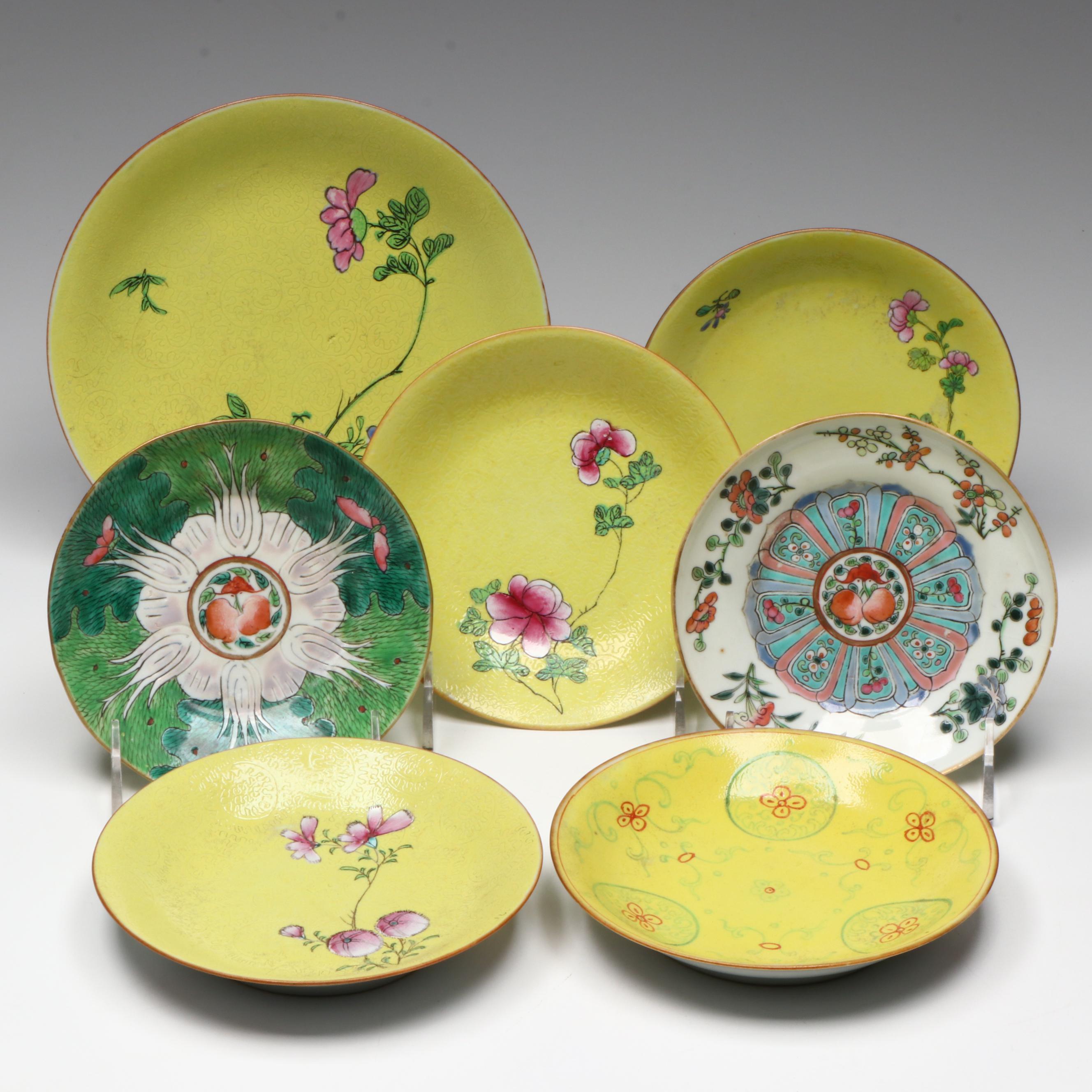 Antique  Late Qing Dynasty Porcelain Plates