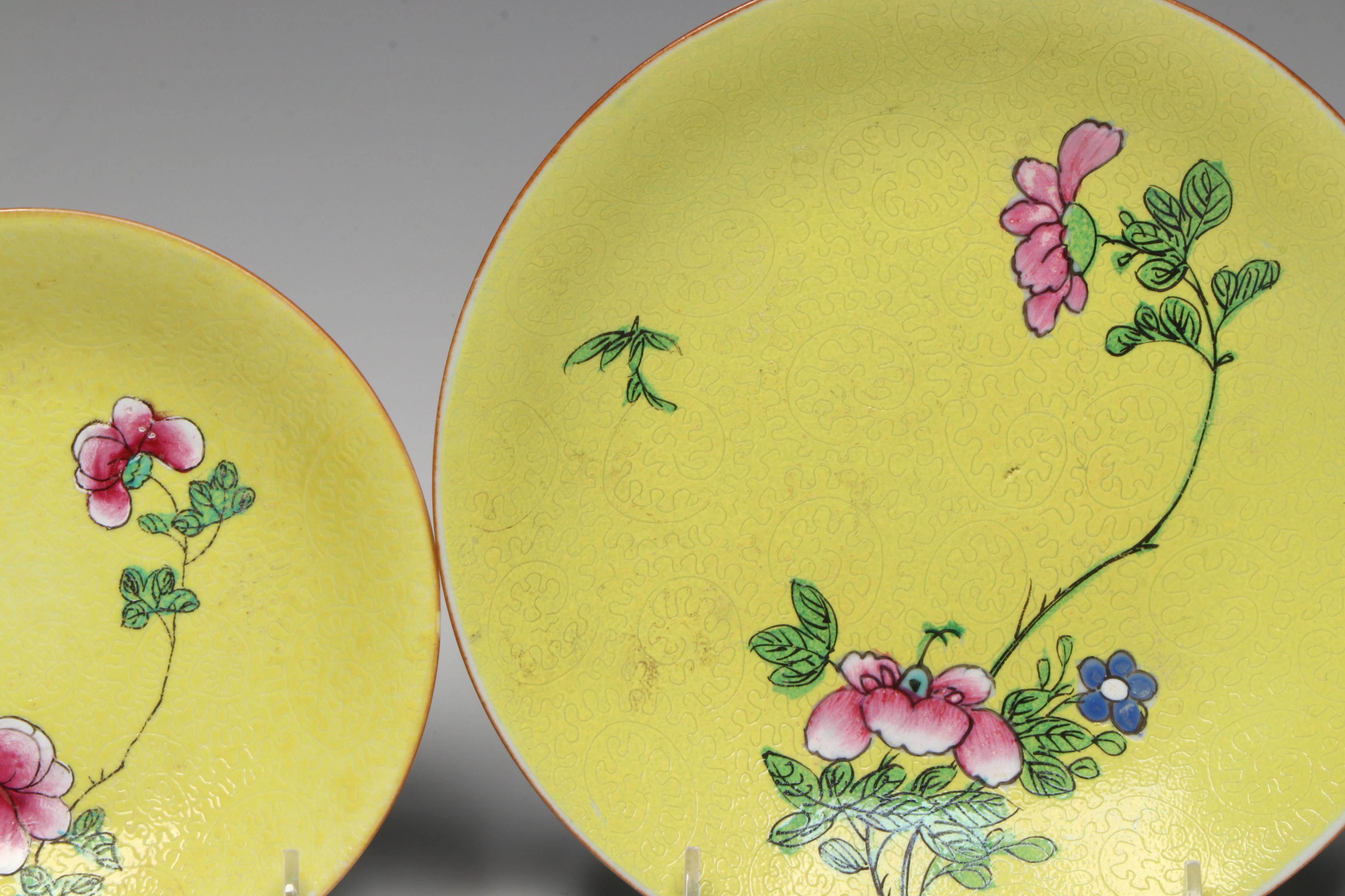 Antique  Late Qing Dynasty Porcelain Plates