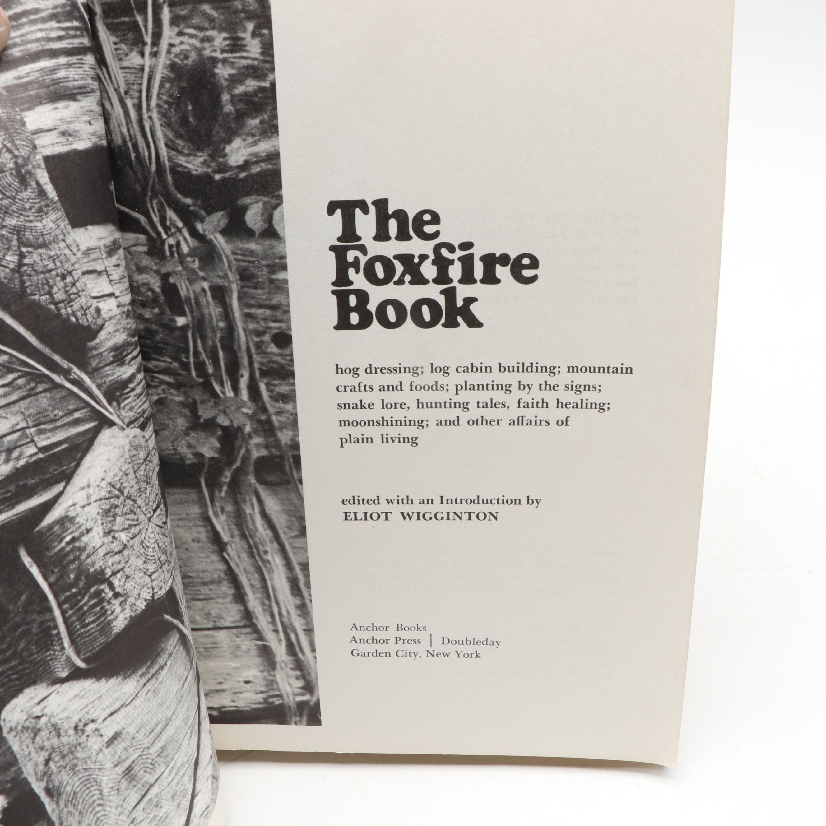 Foxfire Paperback Books Set 1-9, "Aunt Arie" Foxfire Portrait Book, Other Book