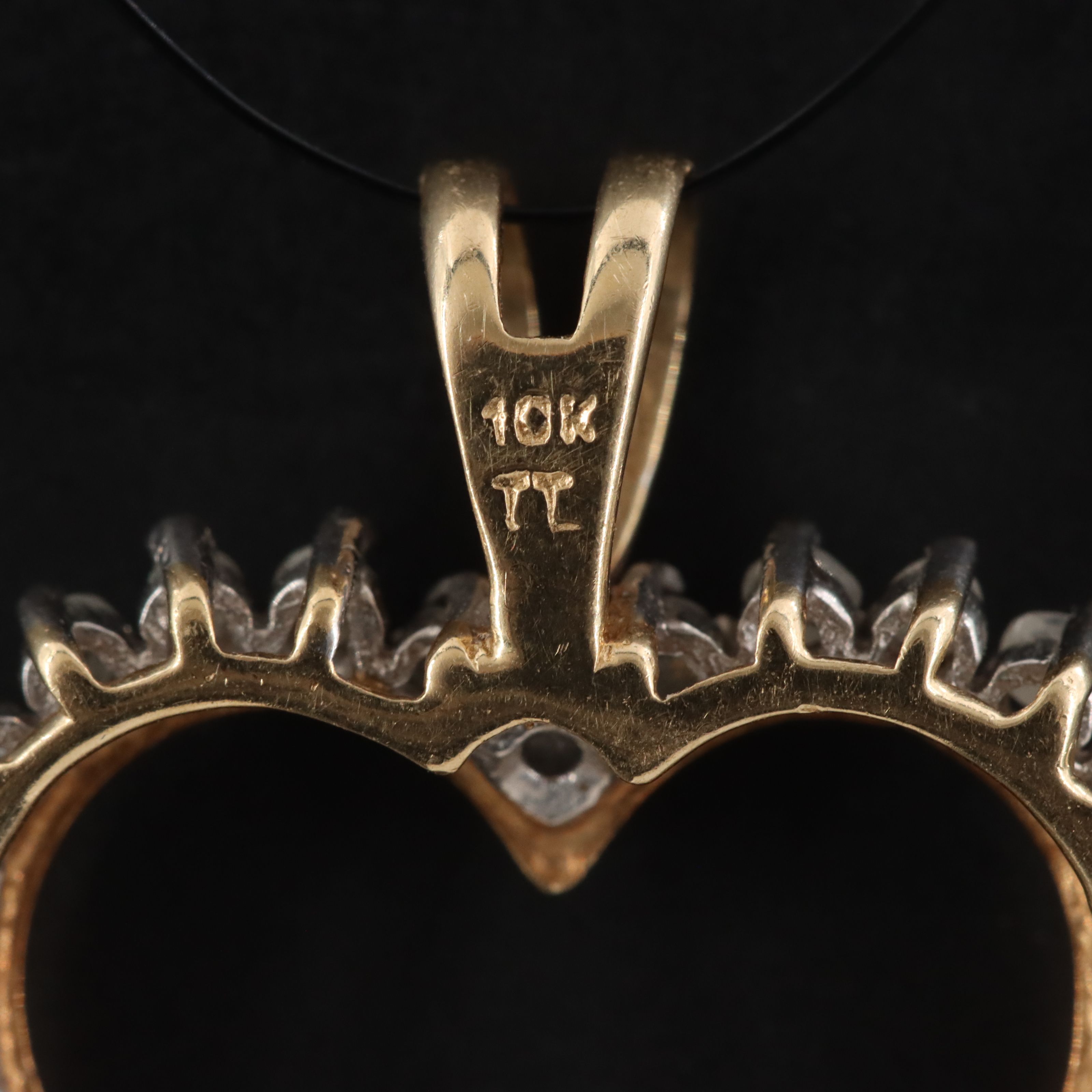 10K Diamond Heart Pendant