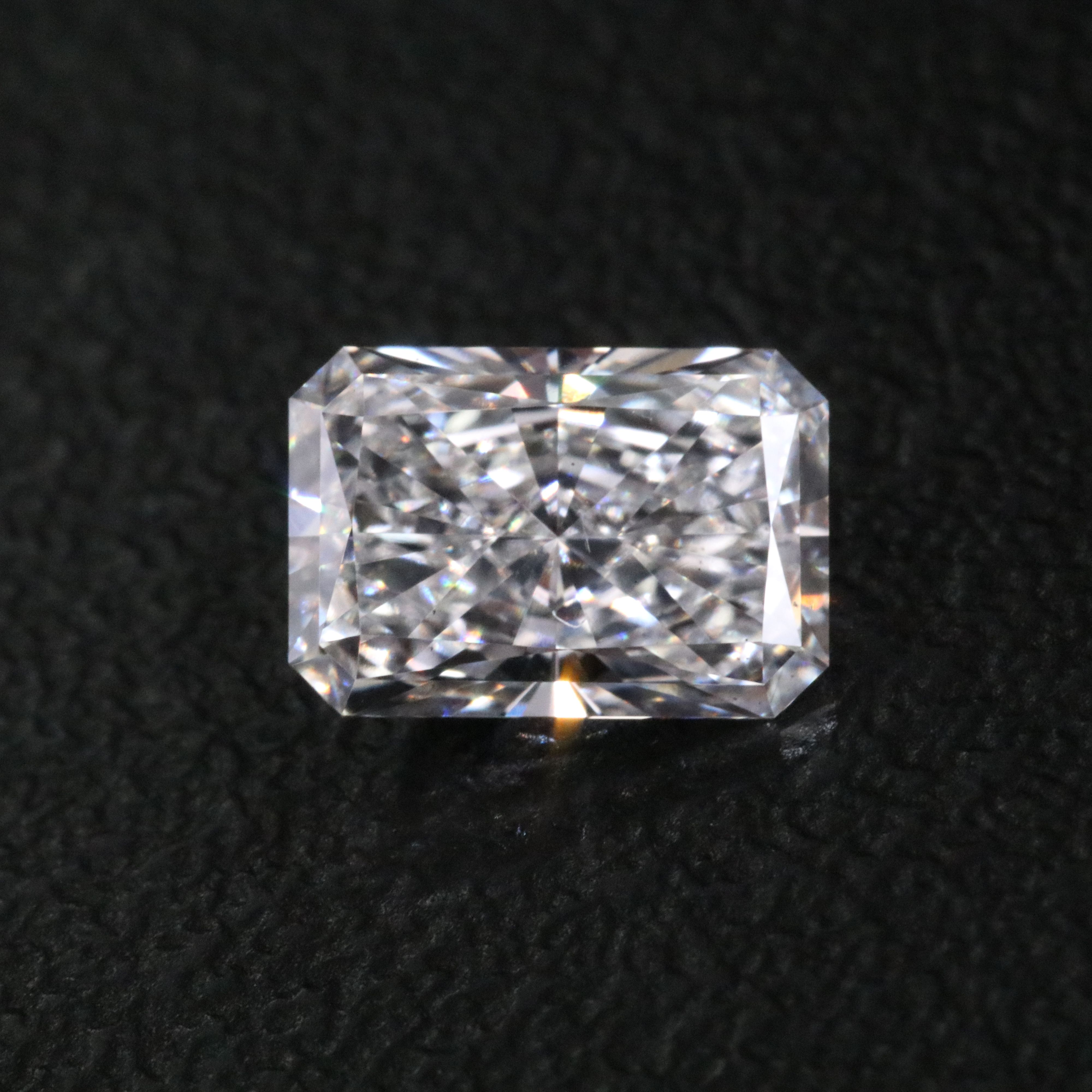 Loose 0.98 CT Lab Grown Diamond with IGI Report