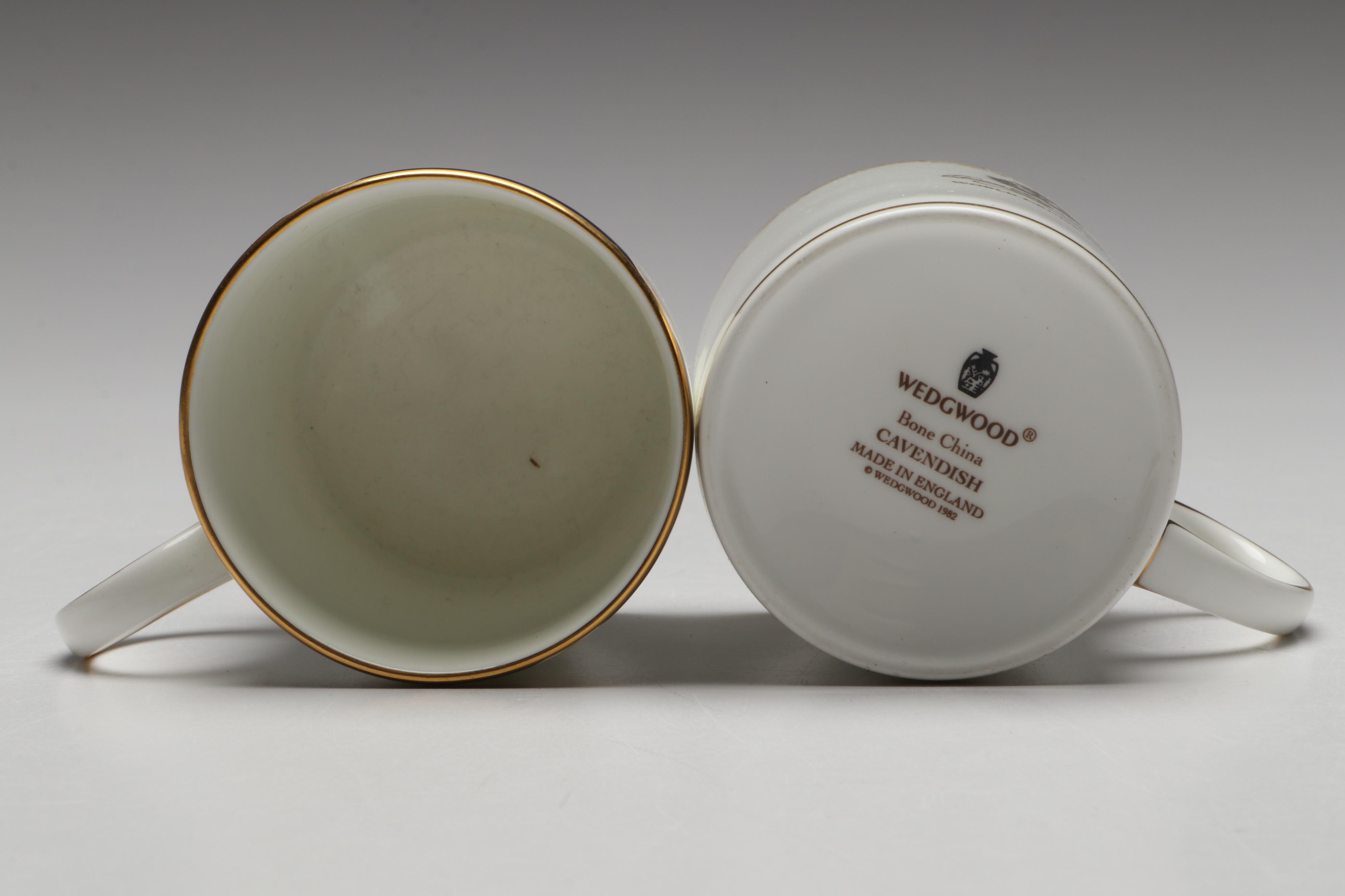 Wedgwood "Cavendish" Bone China Queen Elizabeth 2 World Cruise Mugs and Plate