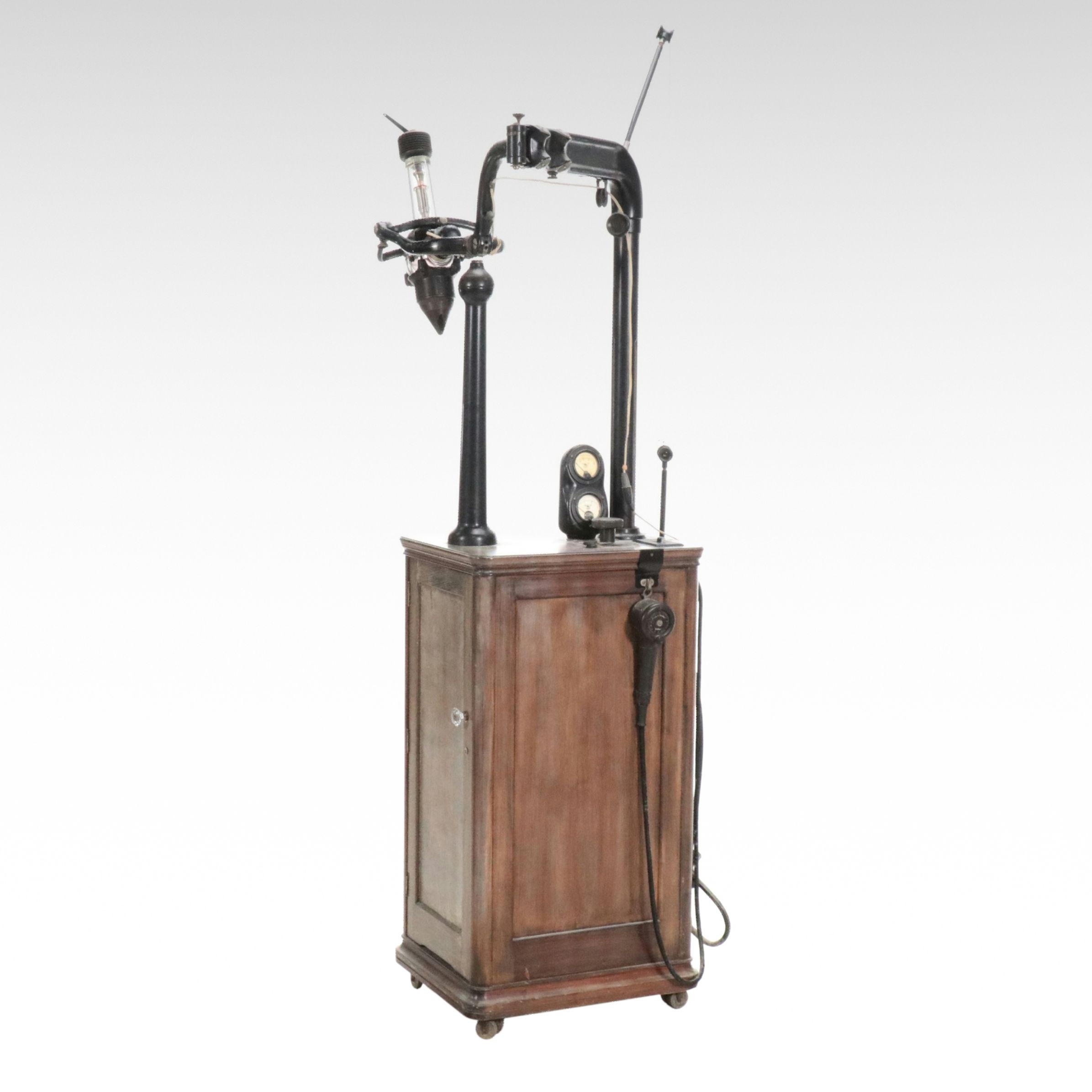 Ritter Dental Mfg. Co. X-Ray Machine, Early 20th Century