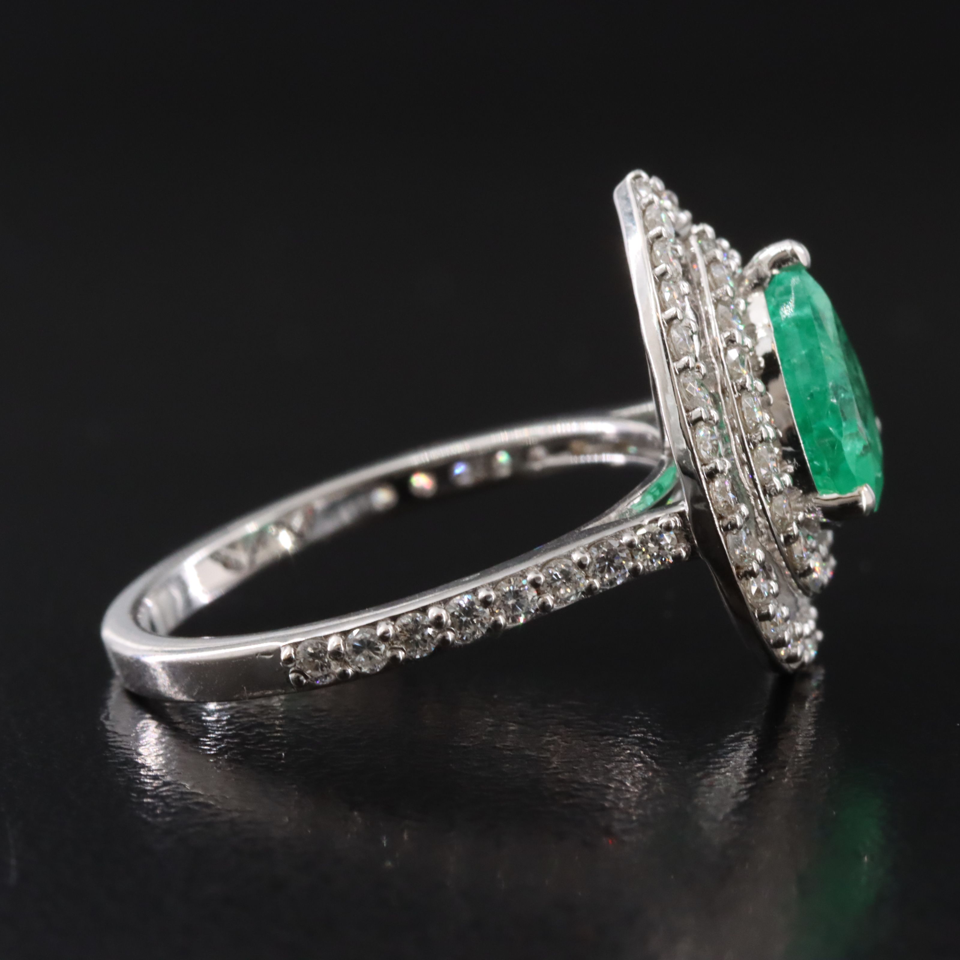 18K 1.50 CT Emerald and Diamond Ring
