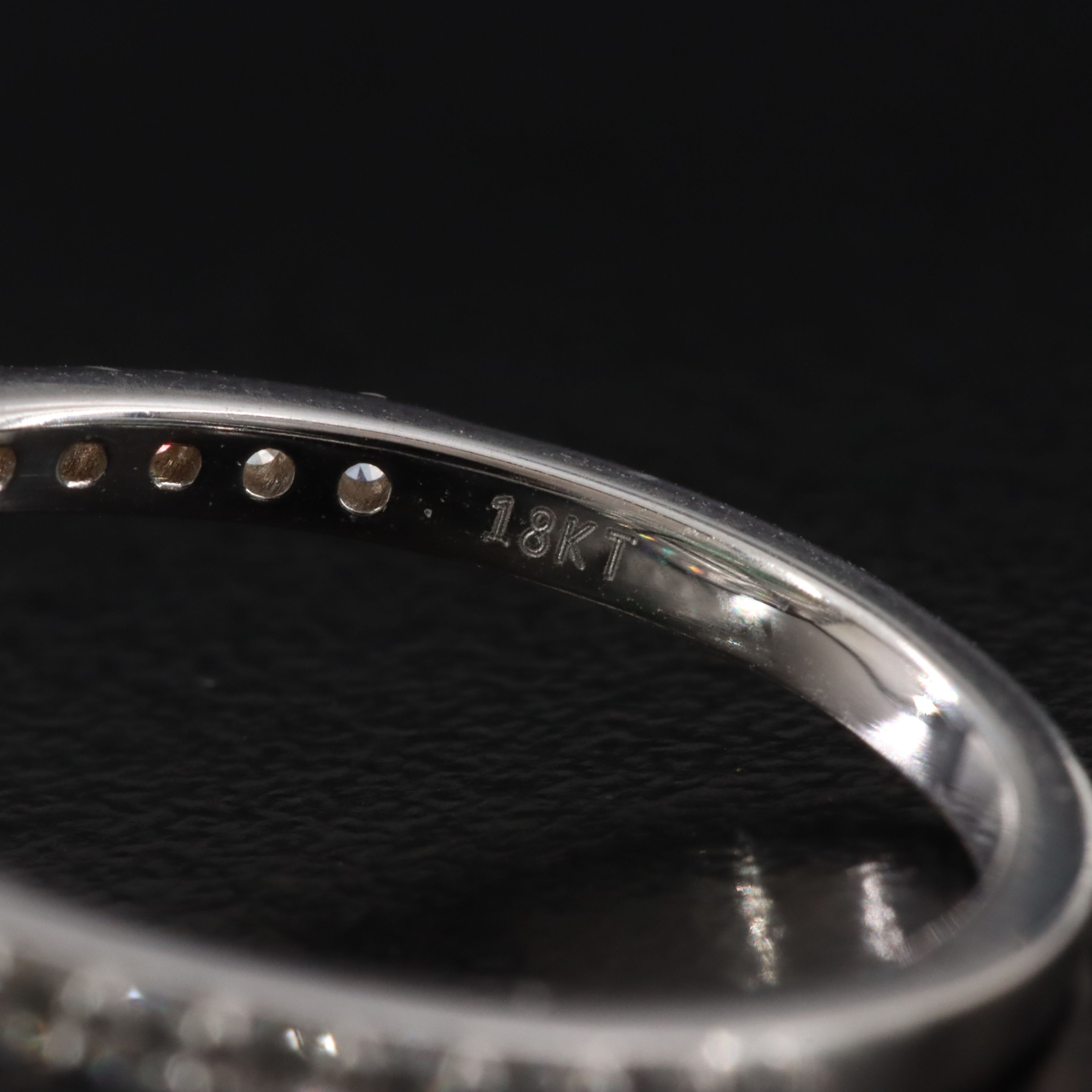 18K 1.50 CT Emerald and Diamond Ring