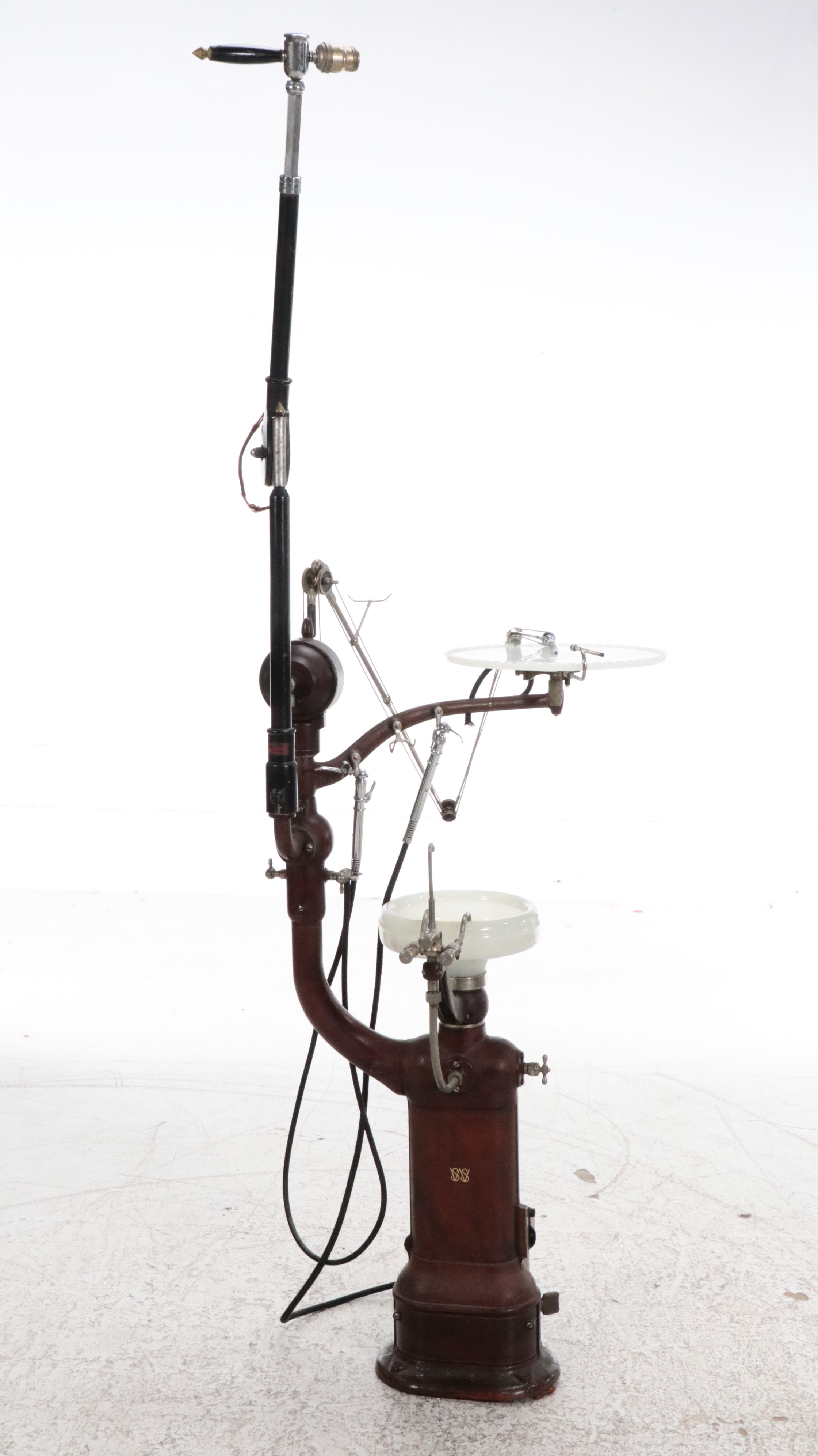 Ritter Dental Mfg. Co. Dental Chair, Early 20th Century