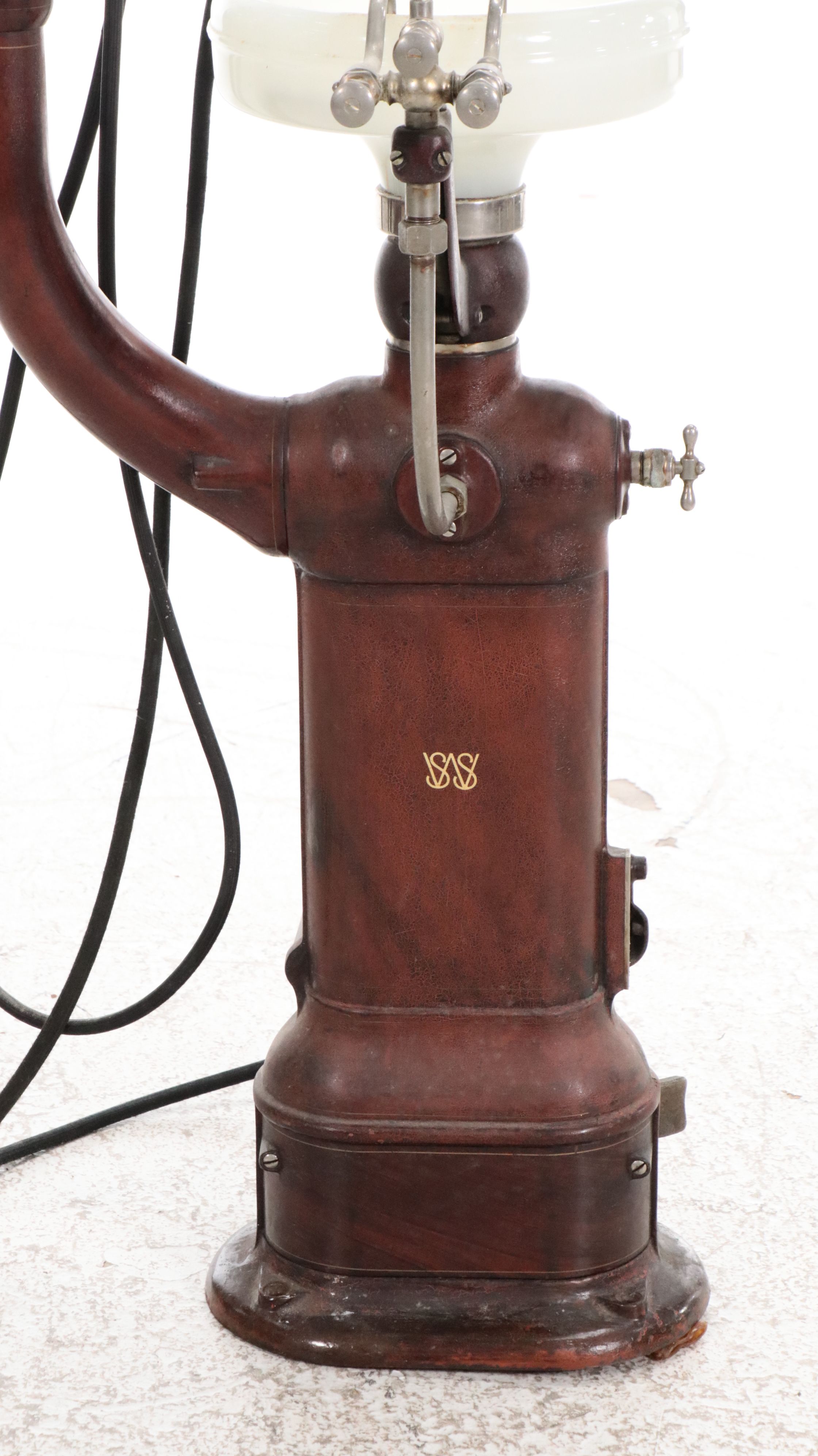 Ritter Dental Mfg. Co. Dental Chair, Early 20th Century