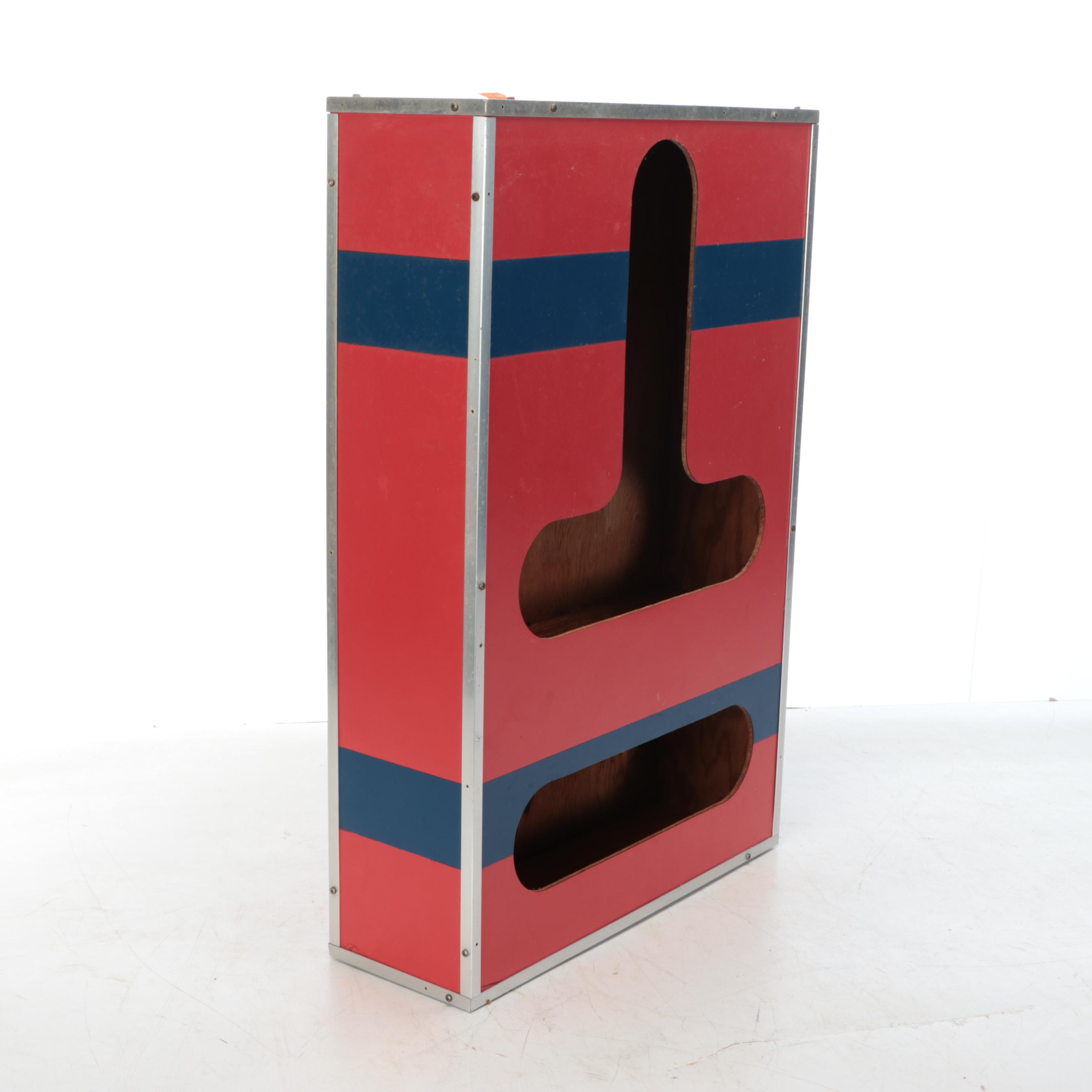 Swinebroad-Denton Equestrian Bandage Holder Box