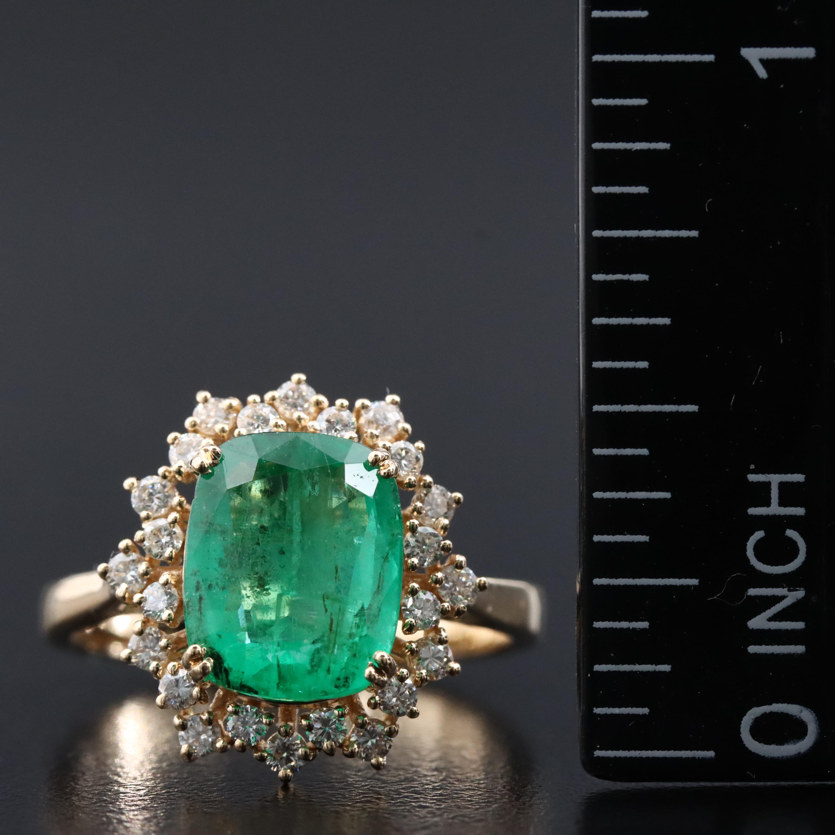 18K 2.61 Emerald and Diamond Ring