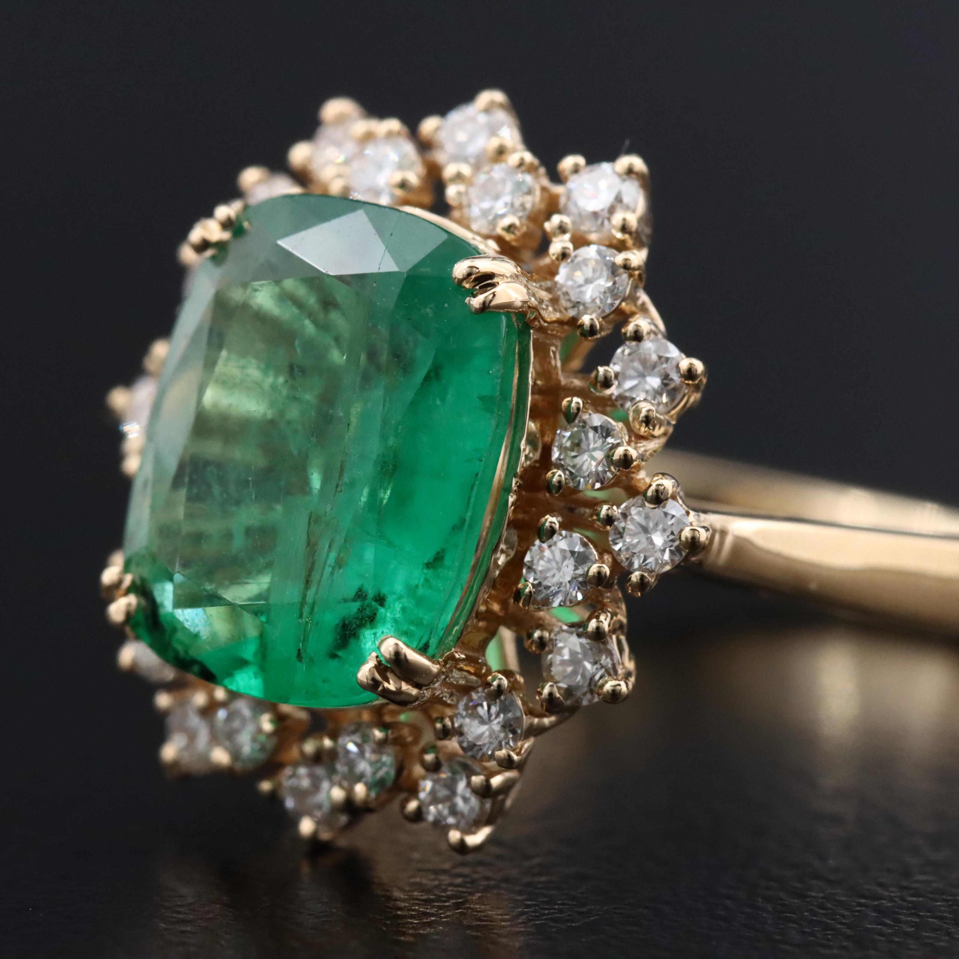 18K 2.61 Emerald and Diamond Ring