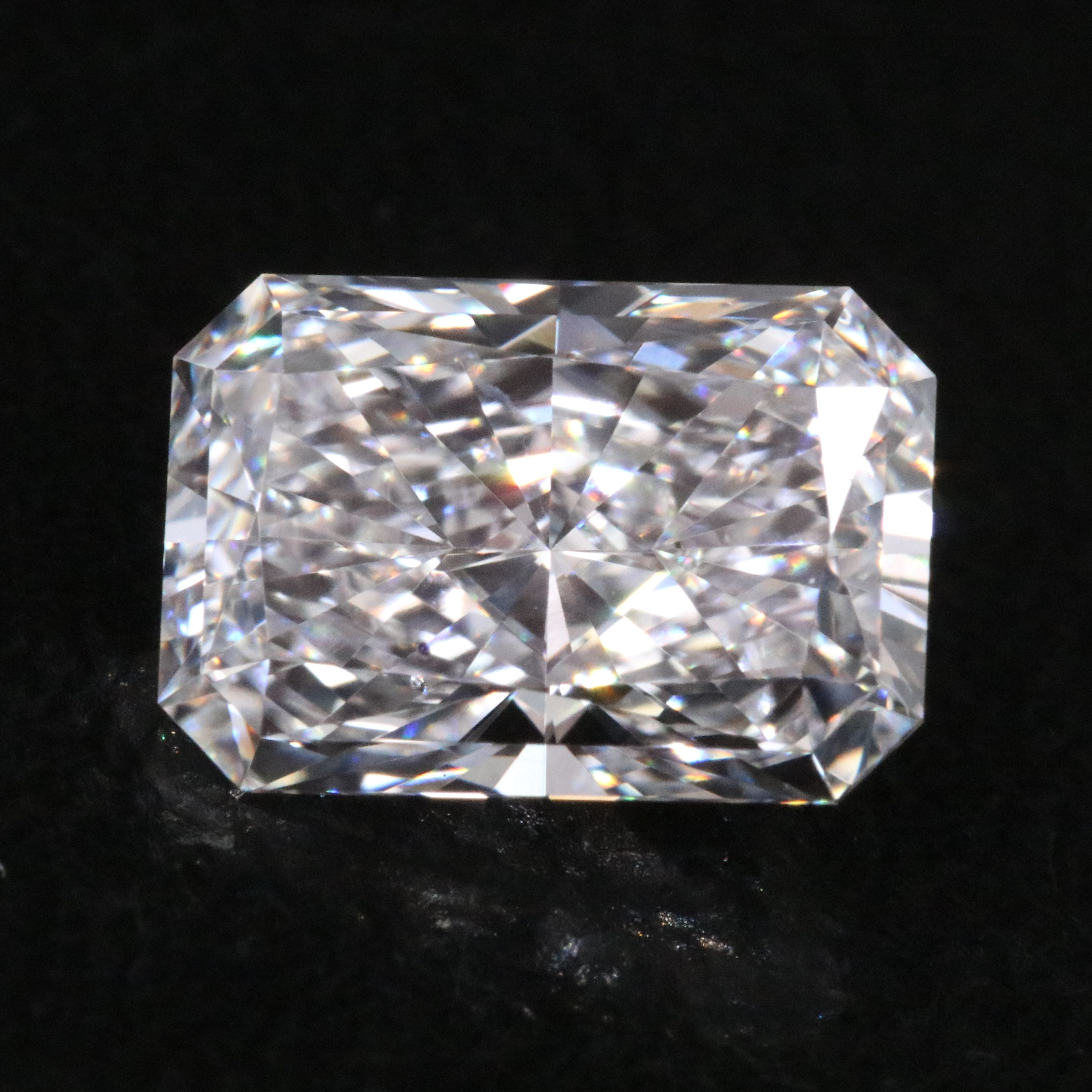 Loose 1.35 CT Lab Grown Diamond with IGI Report