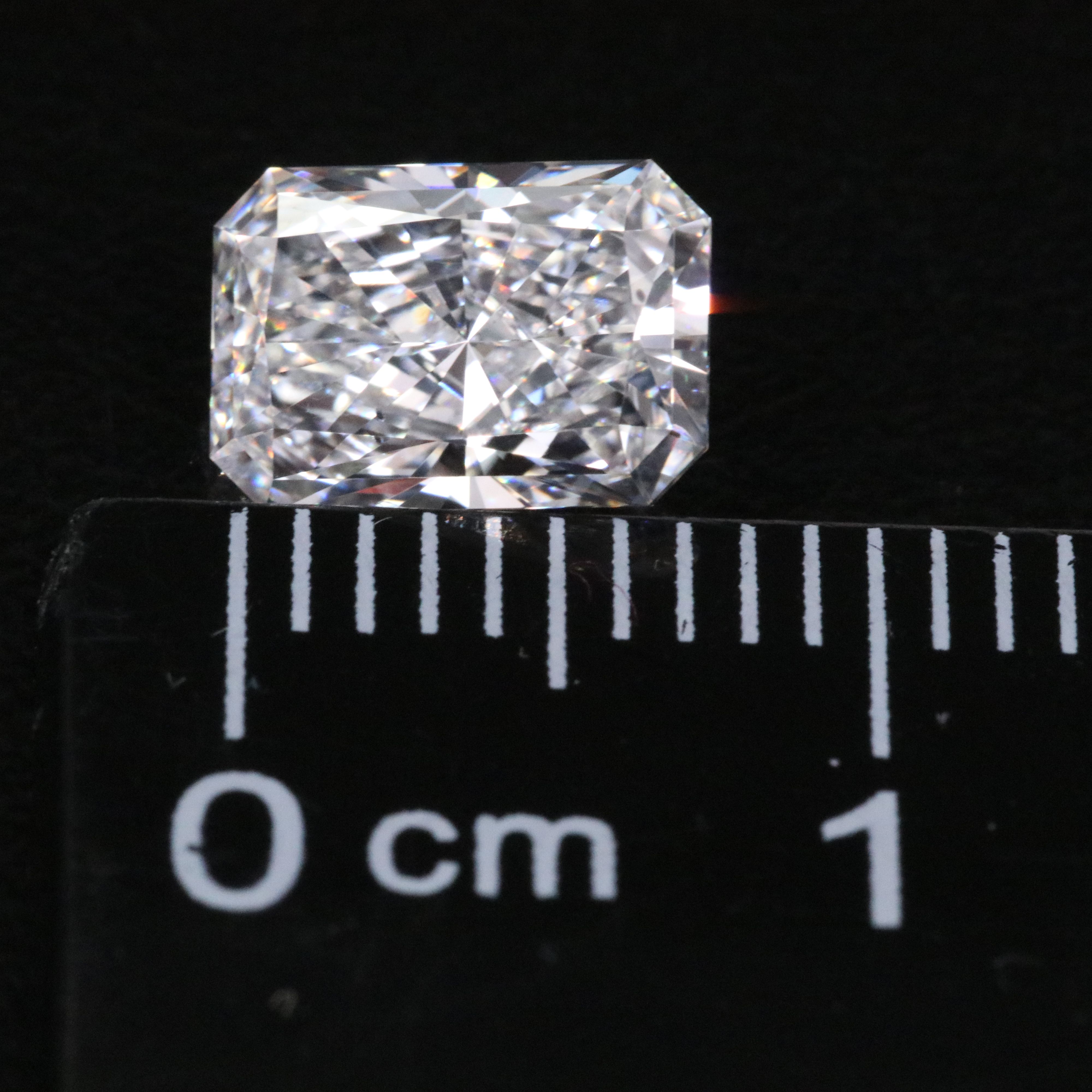 Loose 1.35 CT Lab Grown Diamond with IGI Report