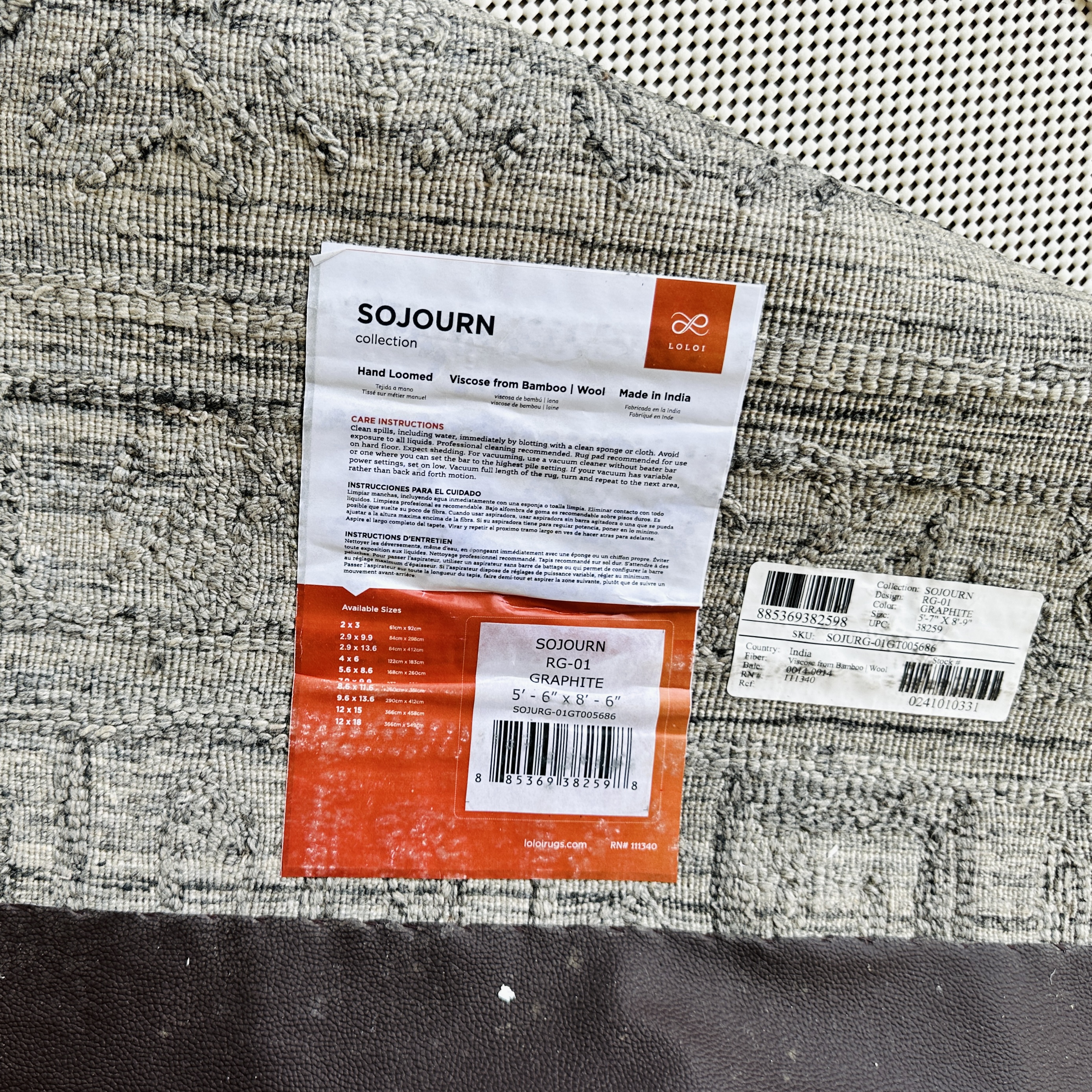 5'7 x 8'10 Hand-Loomed Mixed Technique Loloi "Sojourn-Graphite" Area Rug