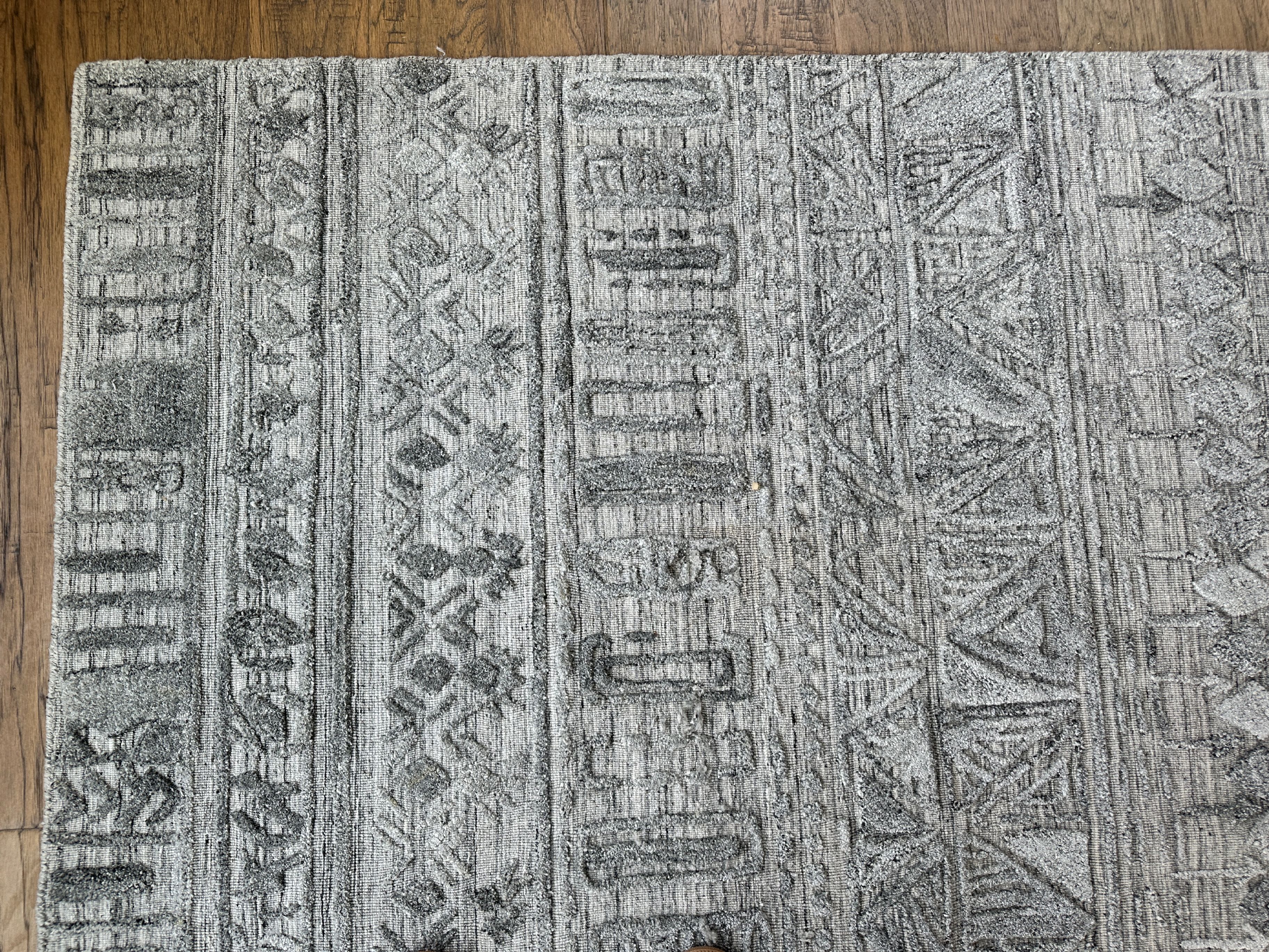 5'7 x 8'10 Hand-Loomed Mixed Technique Loloi "Sojourn-Graphite" Area Rug